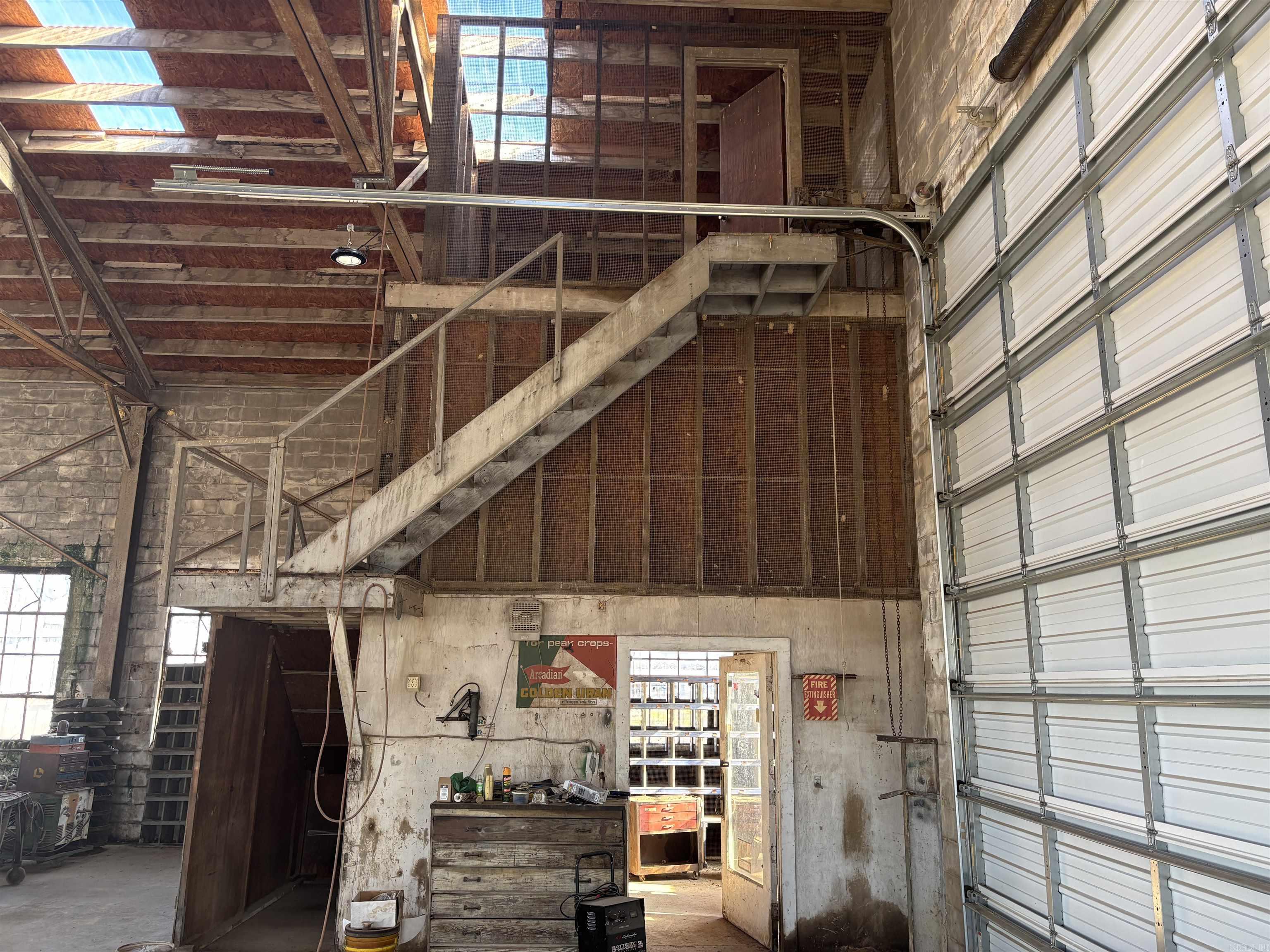 000  Taylor Seed Farm  Hickory Ridge, AR