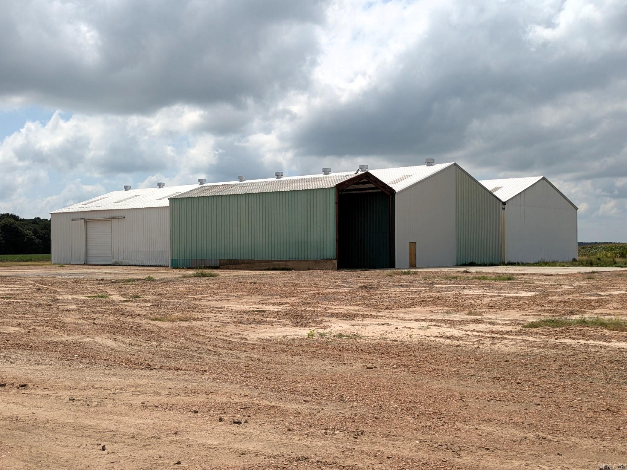 000  Taylor Seed Farm  Hickory Ridge, AR