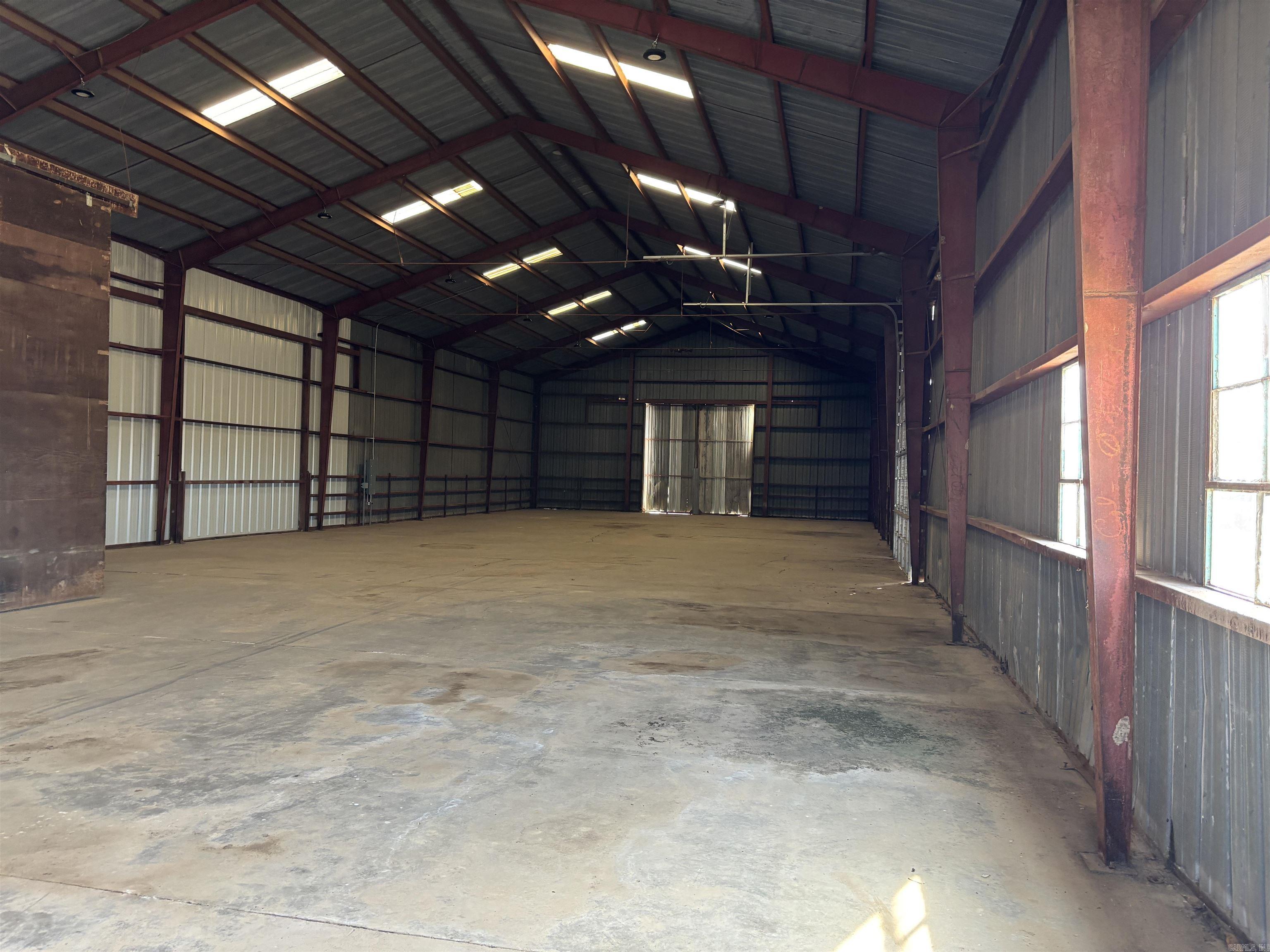 000  Taylor Seed Farm  Hickory Ridge, AR