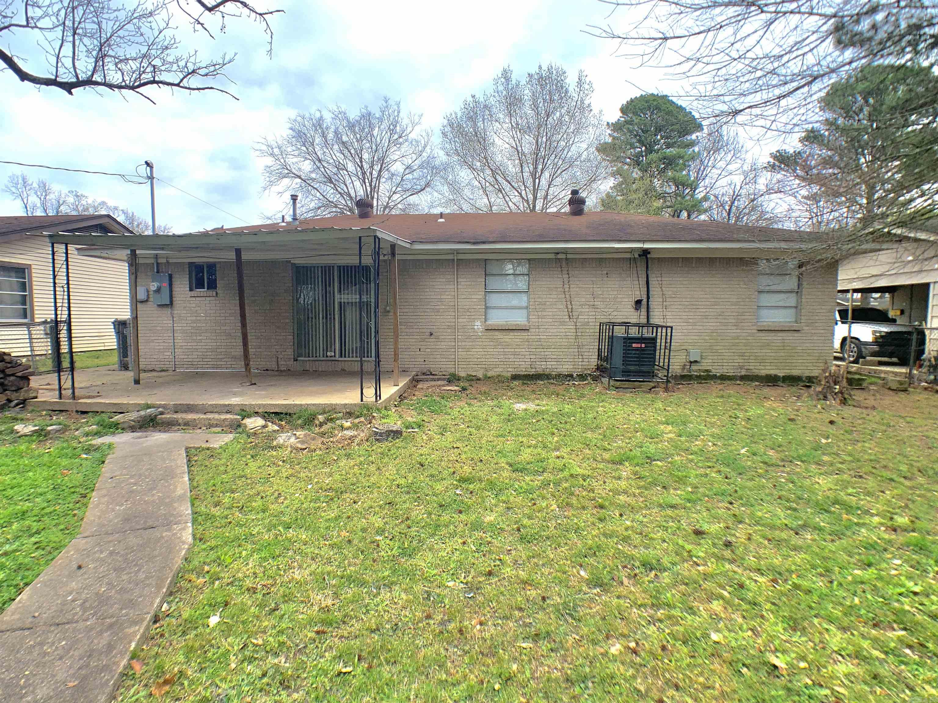 54  Southern Oaks Dr  Little Rock, AR