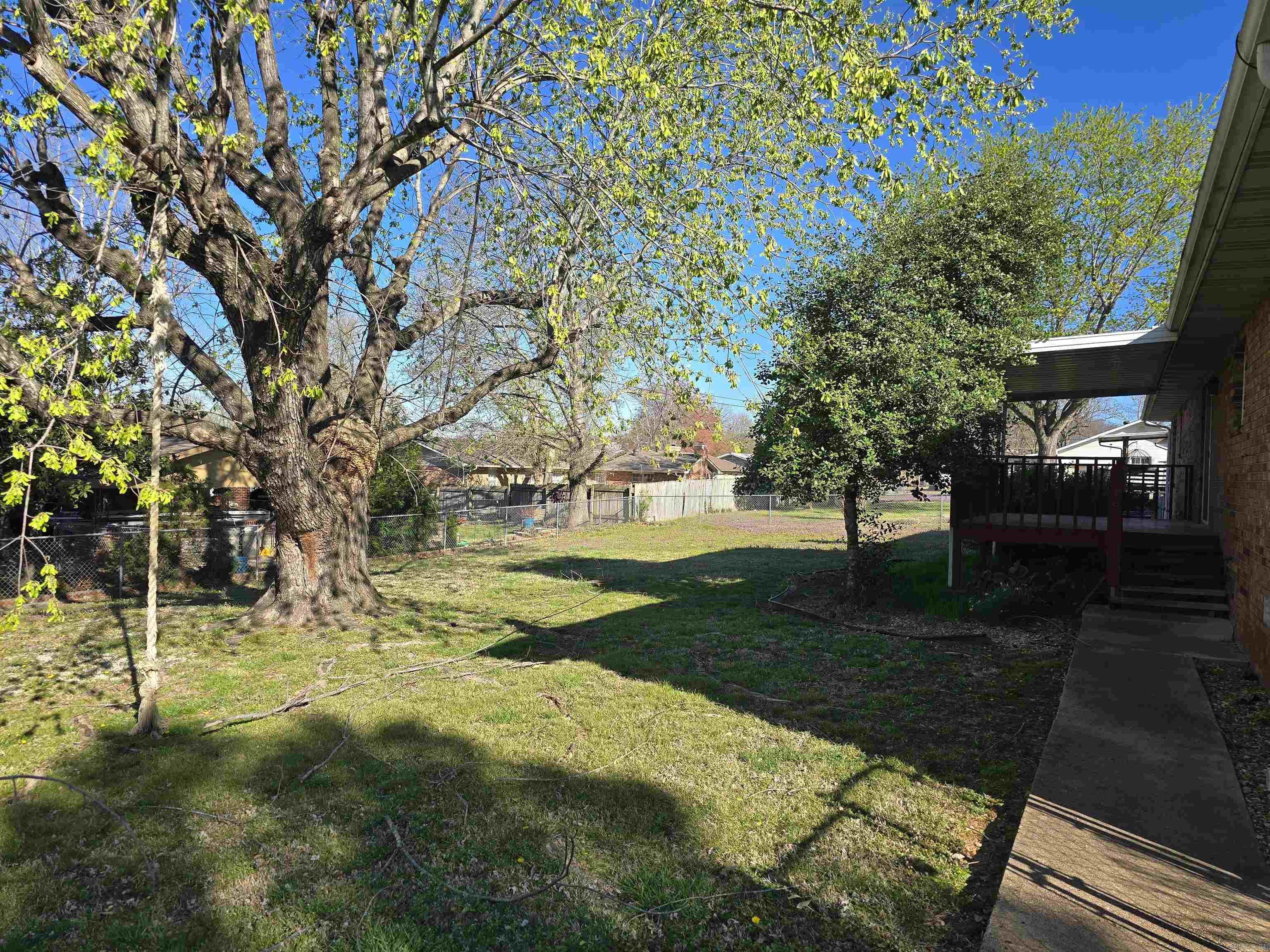 602  Lawrence  Mountain Home, AR