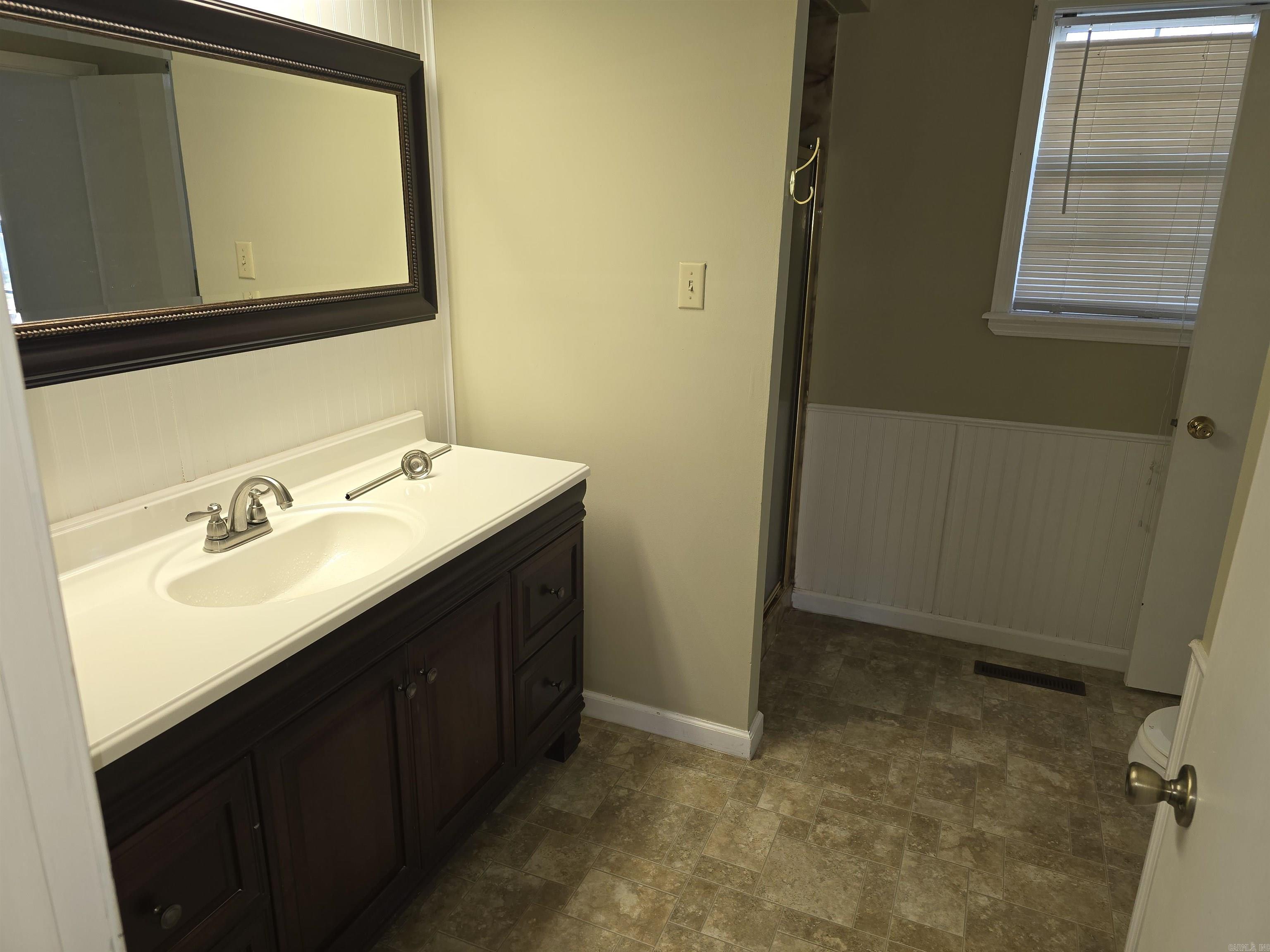 602  Lawrence  Mountain Home, AR