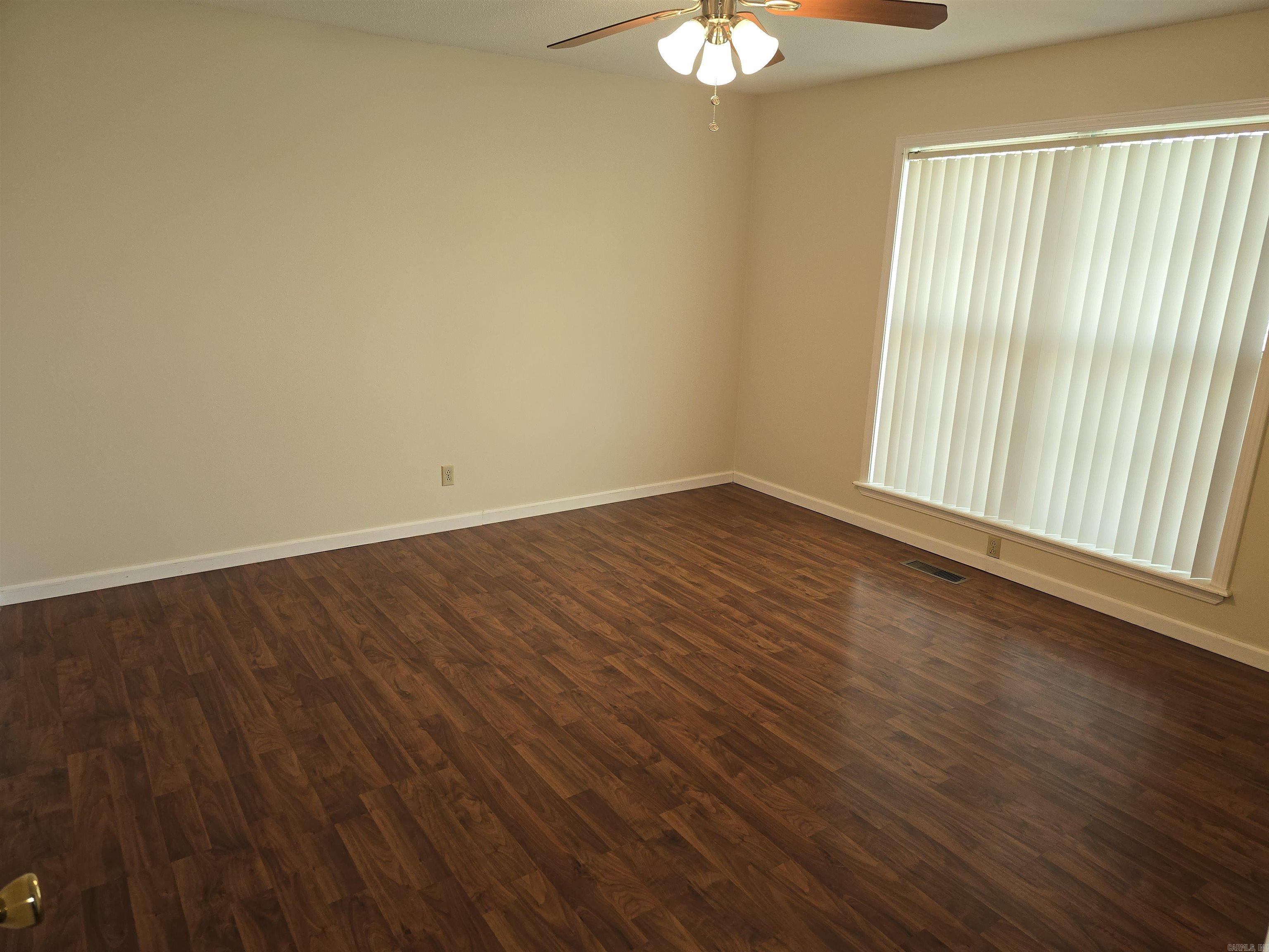 602  Lawrence  Mountain Home, AR