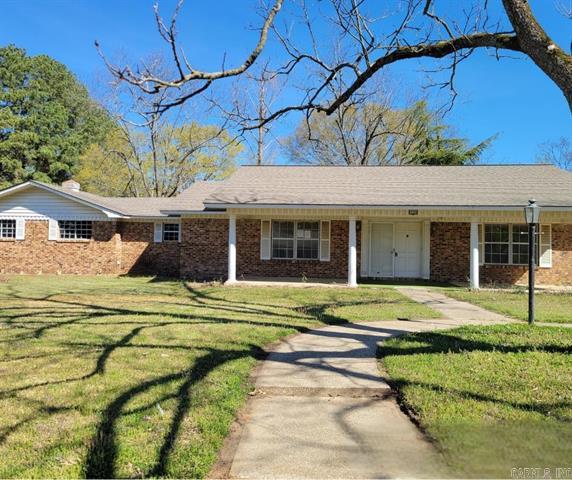 1320  Grove  Nashville, AR