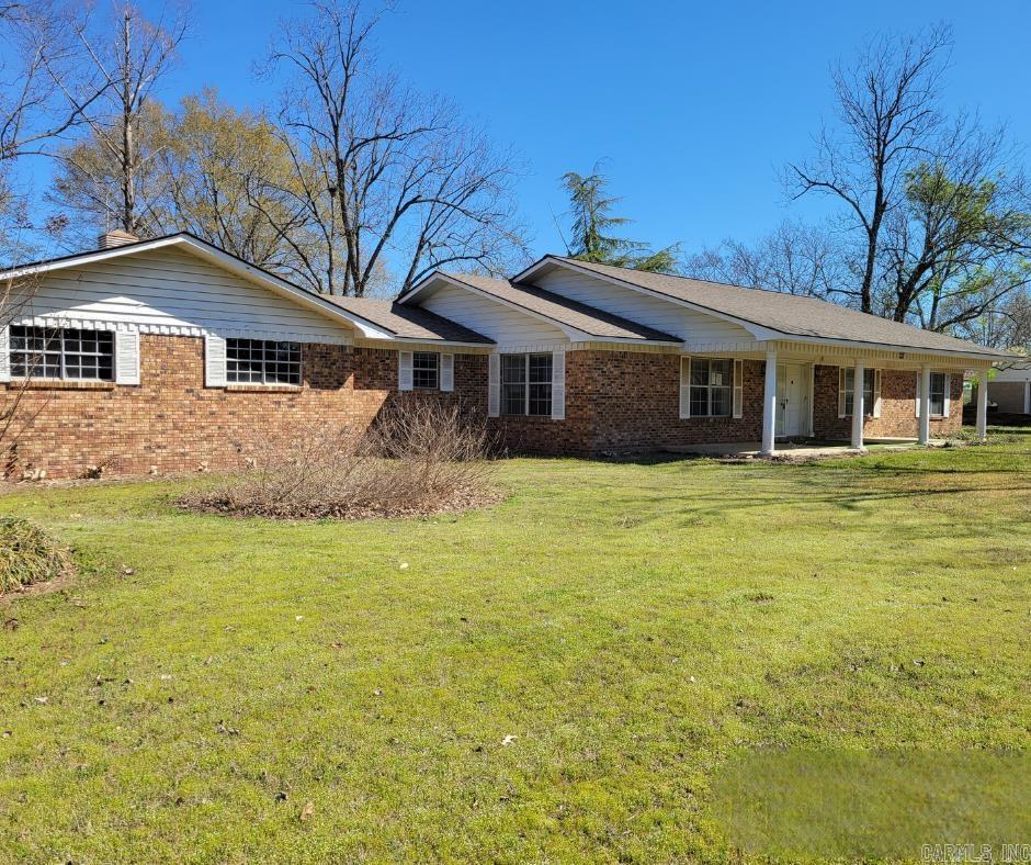 1320 Grove Street Nashville, AR 71857-0000