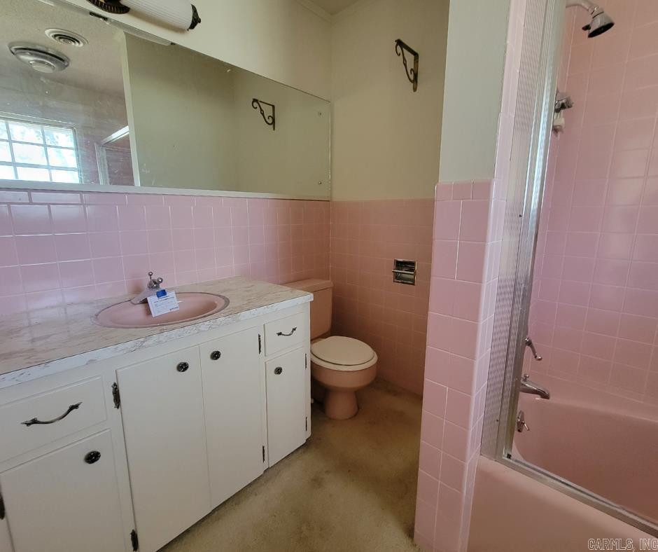 1320 Grove Street Nashville, AR 71857-0000