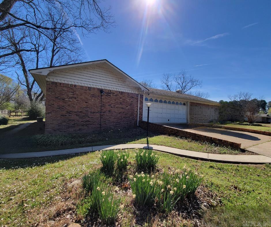 1320 Grove Street Nashville, AR 71857-0000