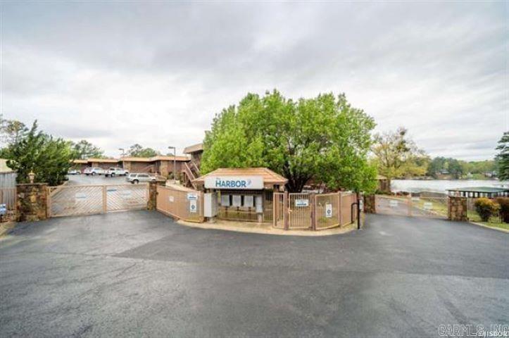 1412  Airport  Hot Springs, AR