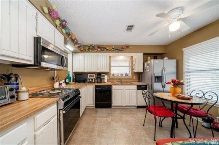 1412  Airport  Hot Springs, AR