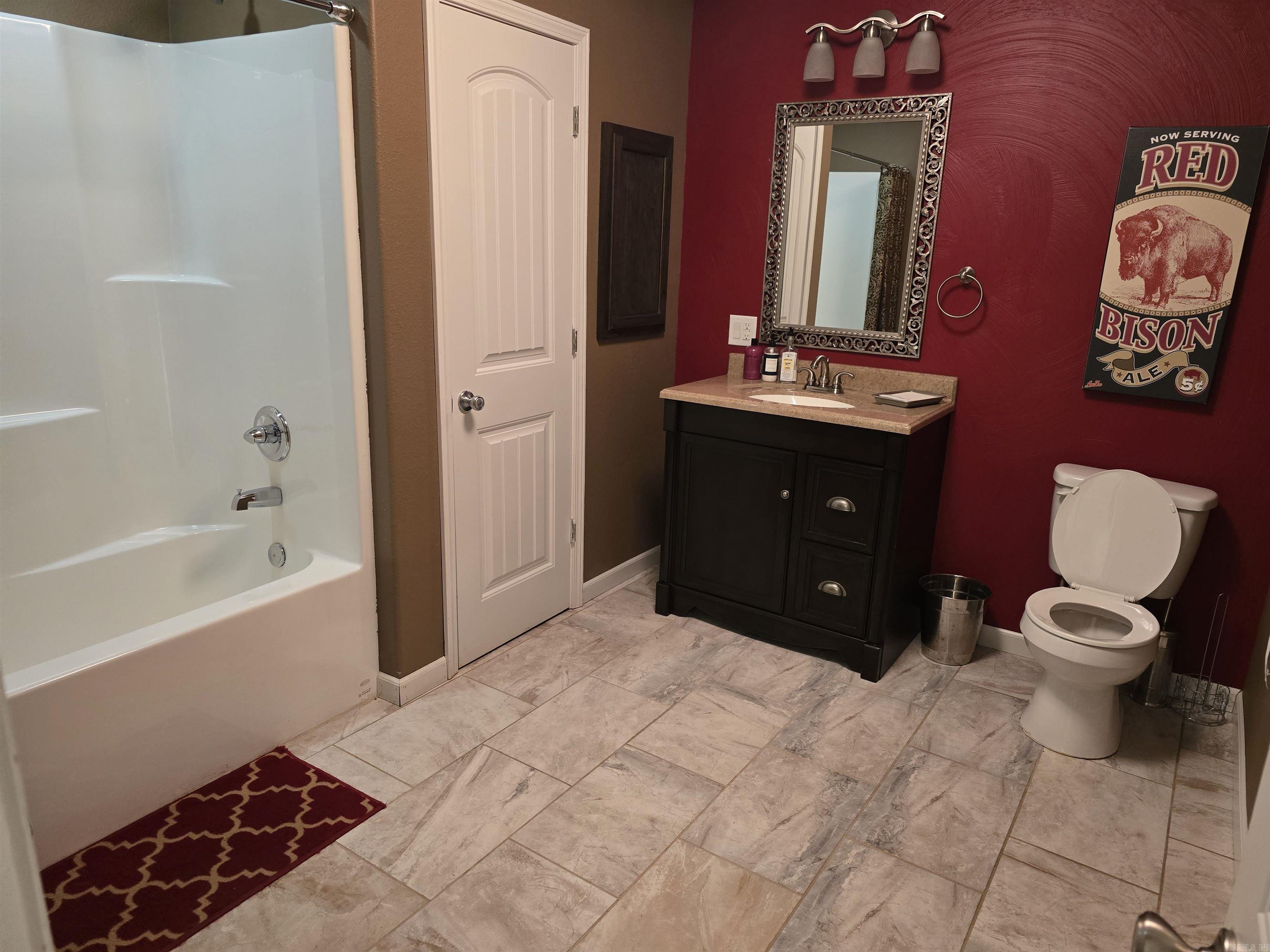 96  Woodcreek Court  Mountain Home, AR