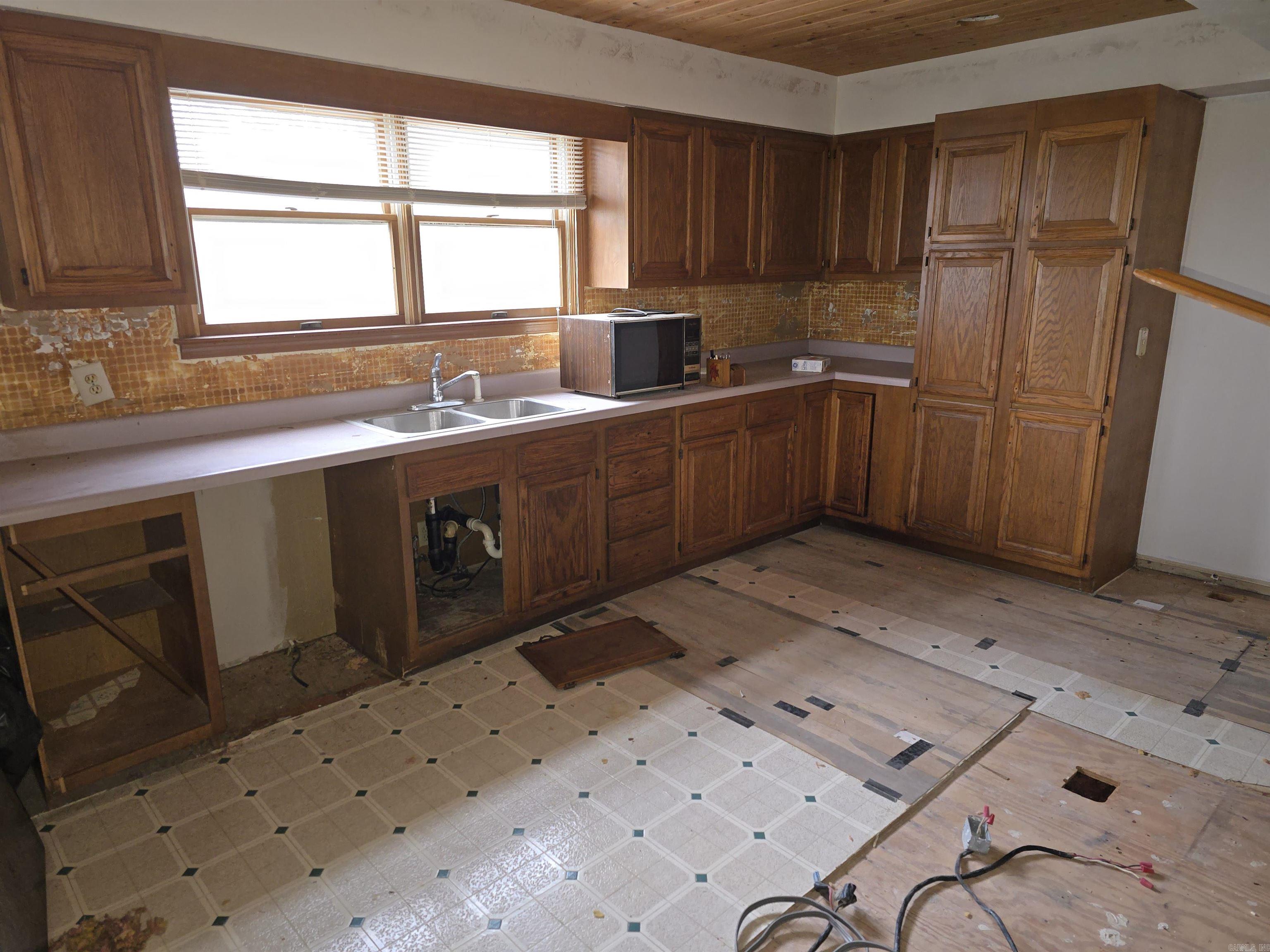 2576  Mccracken Ridge Road  Mountain Home, AR