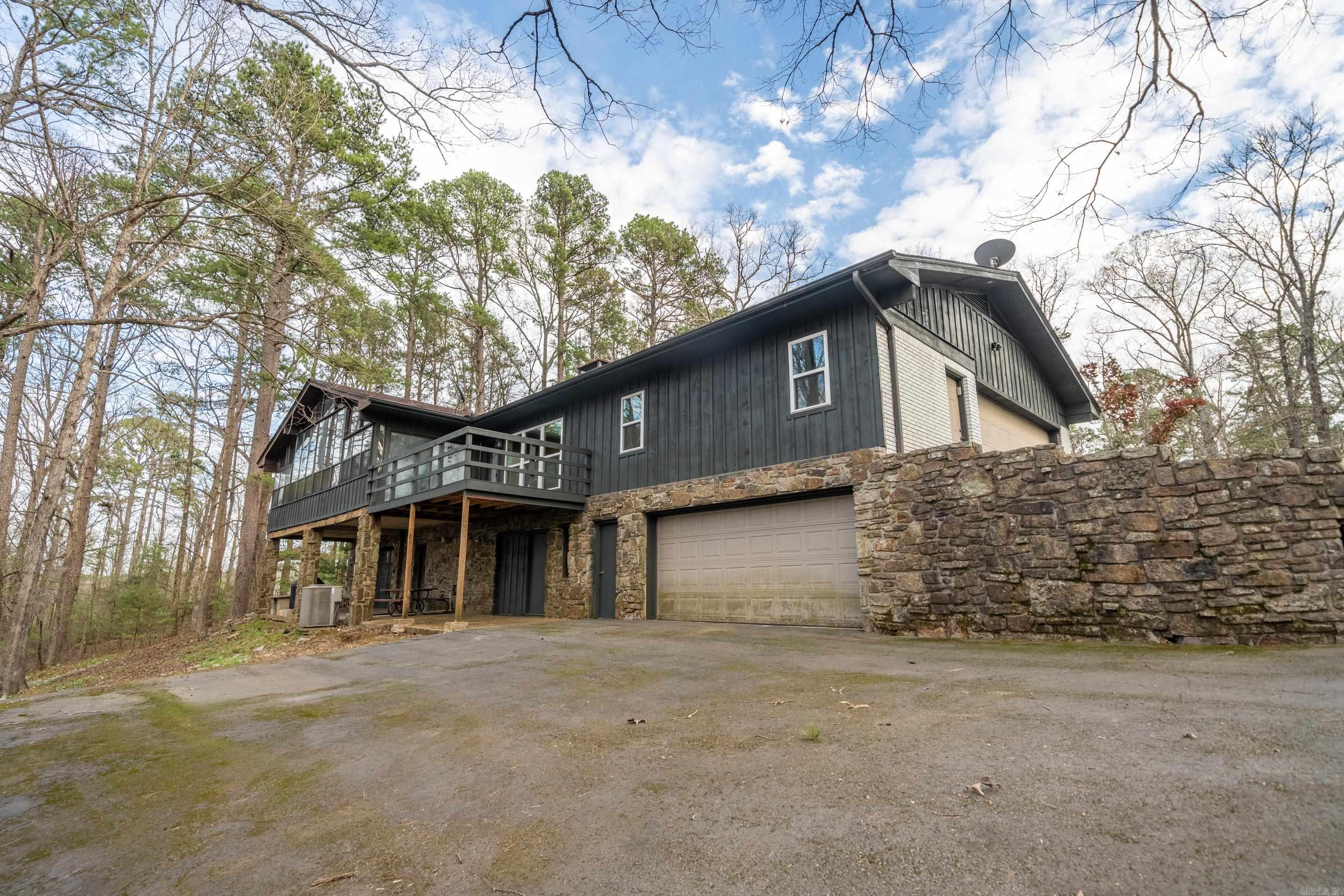 150  Rockdale  Hot Springs, AR