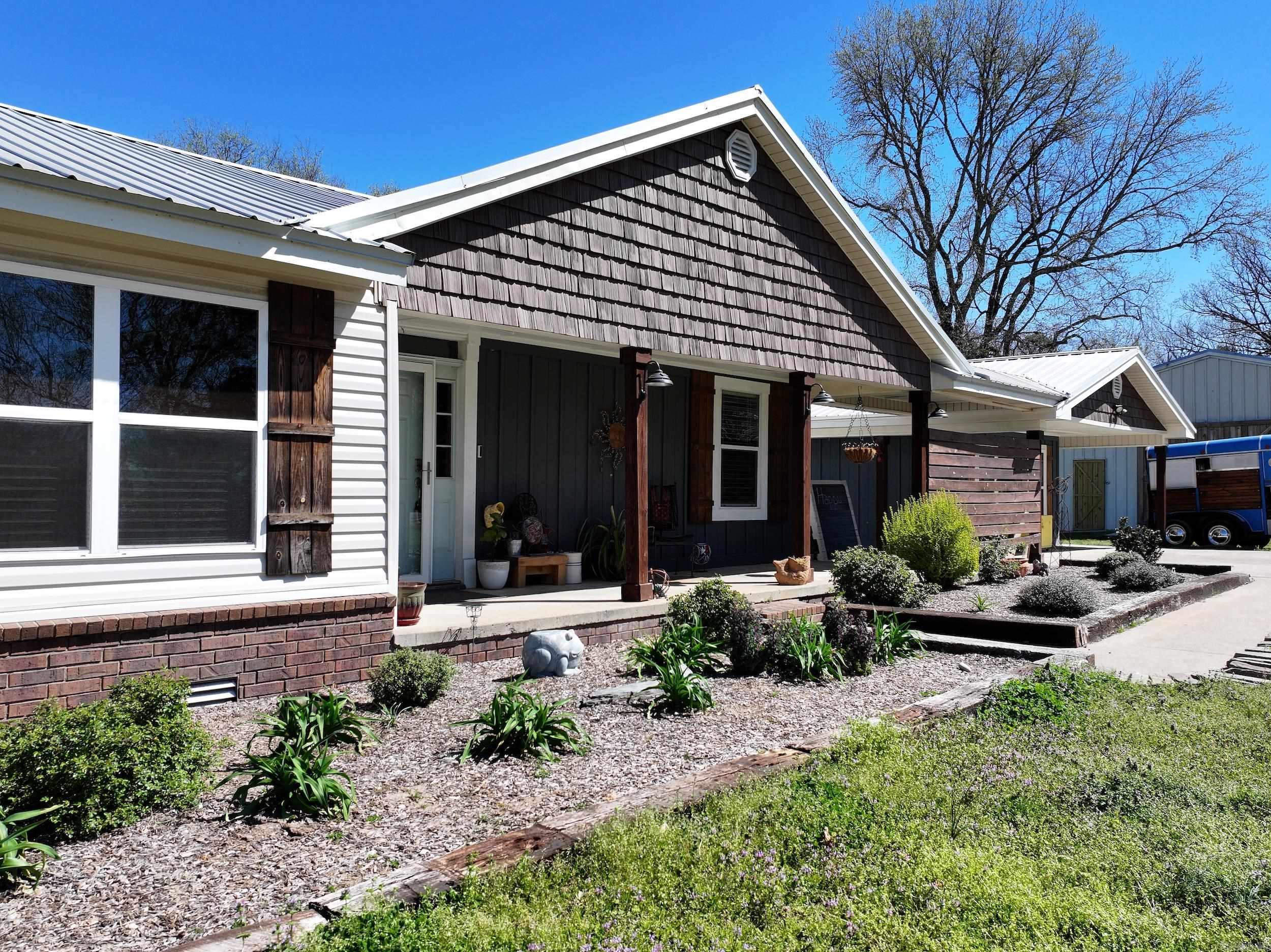 9808  Crossroads  Benton, AR