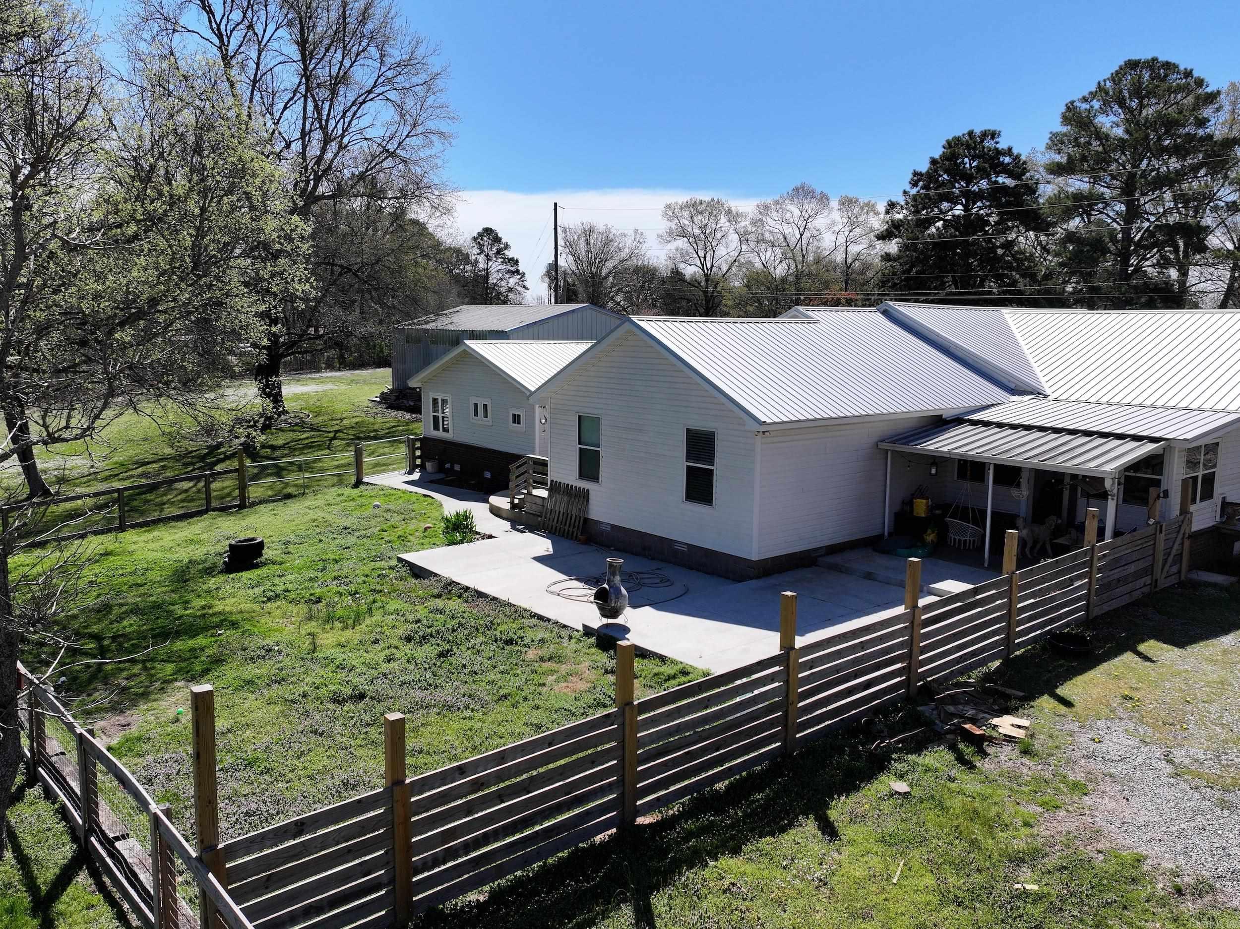 9808  Crossroads  Benton, AR