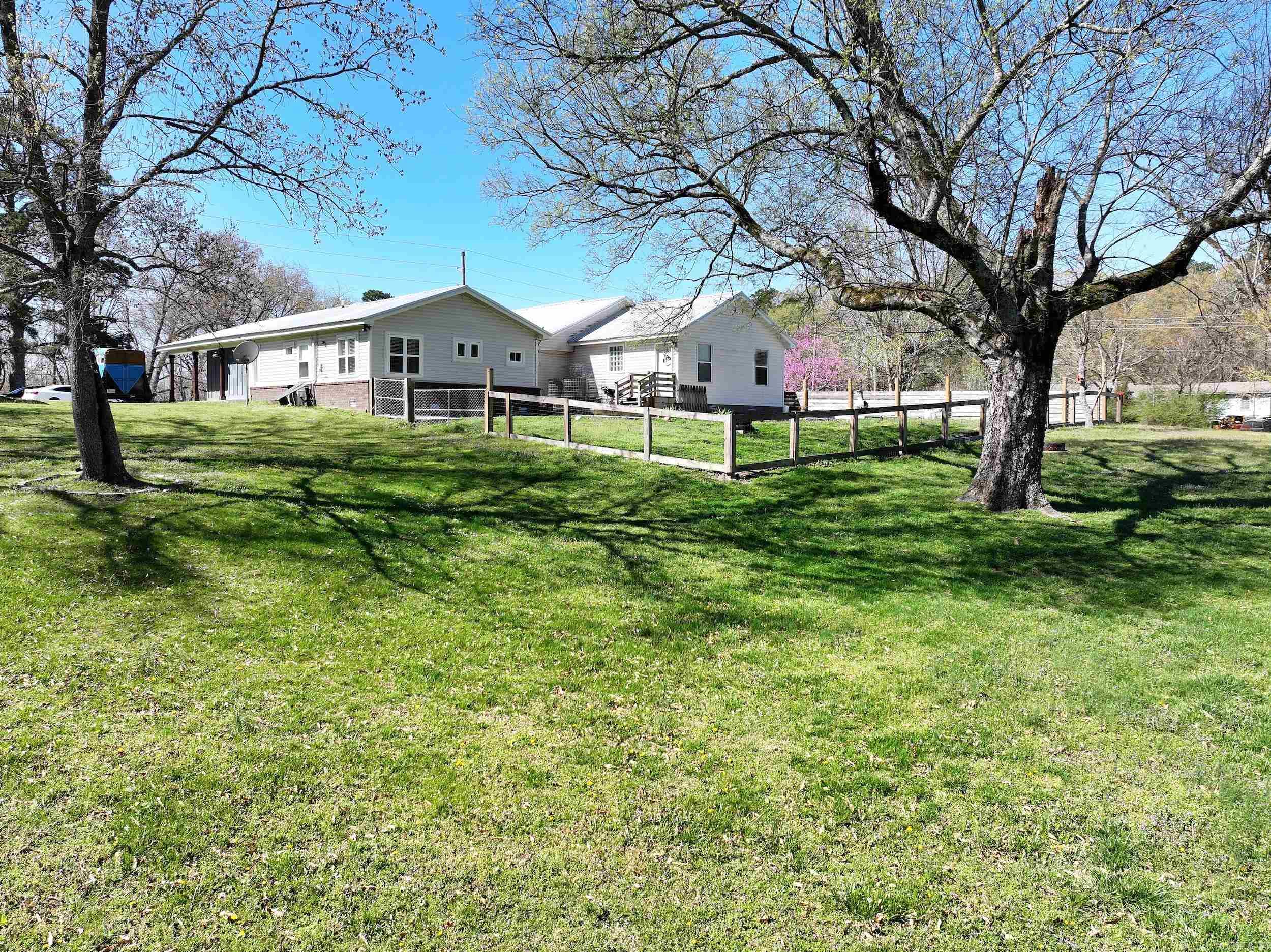 9808  Crossroads  Benton, AR