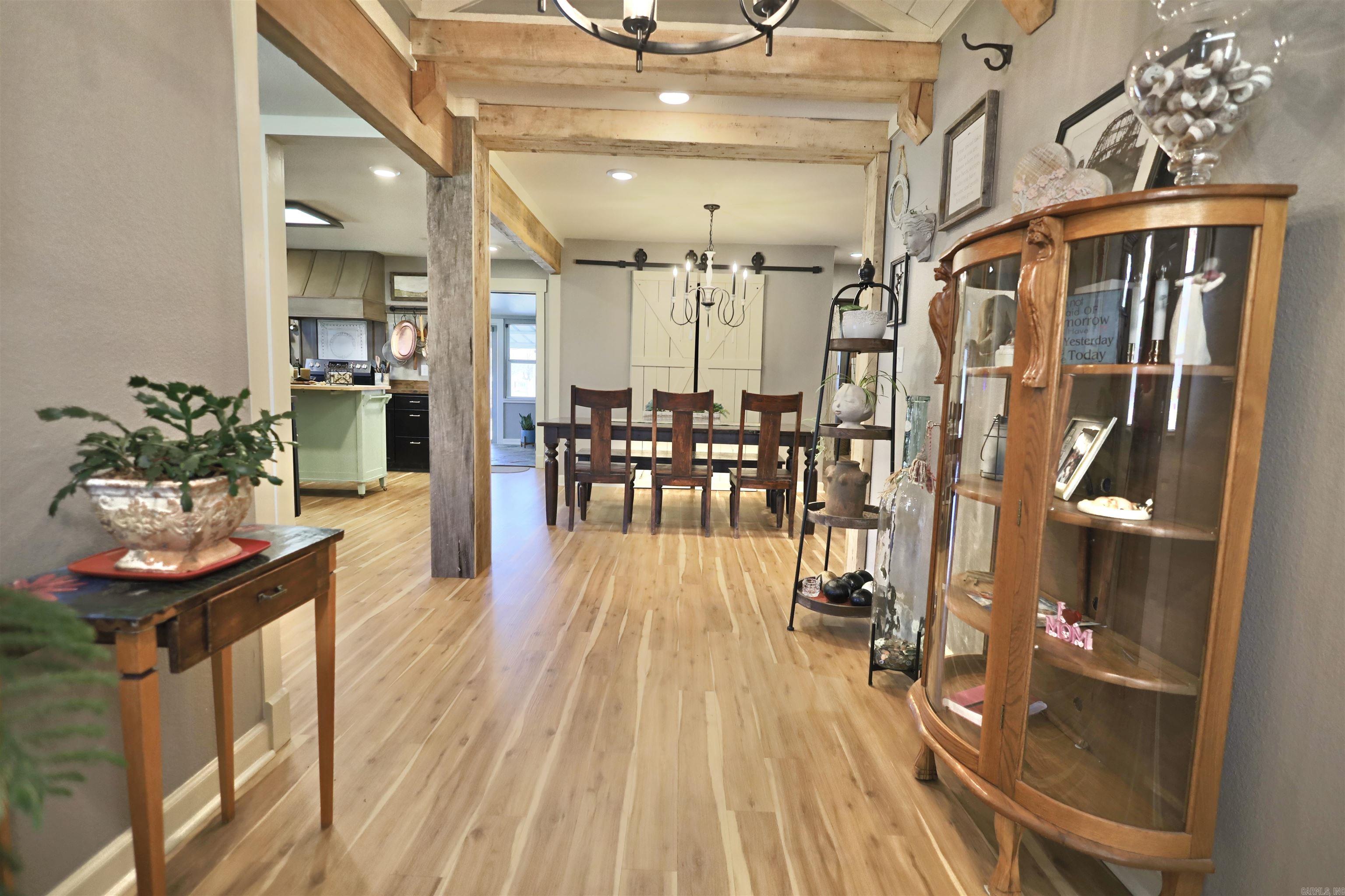 9808  Crossroads  Benton, AR
