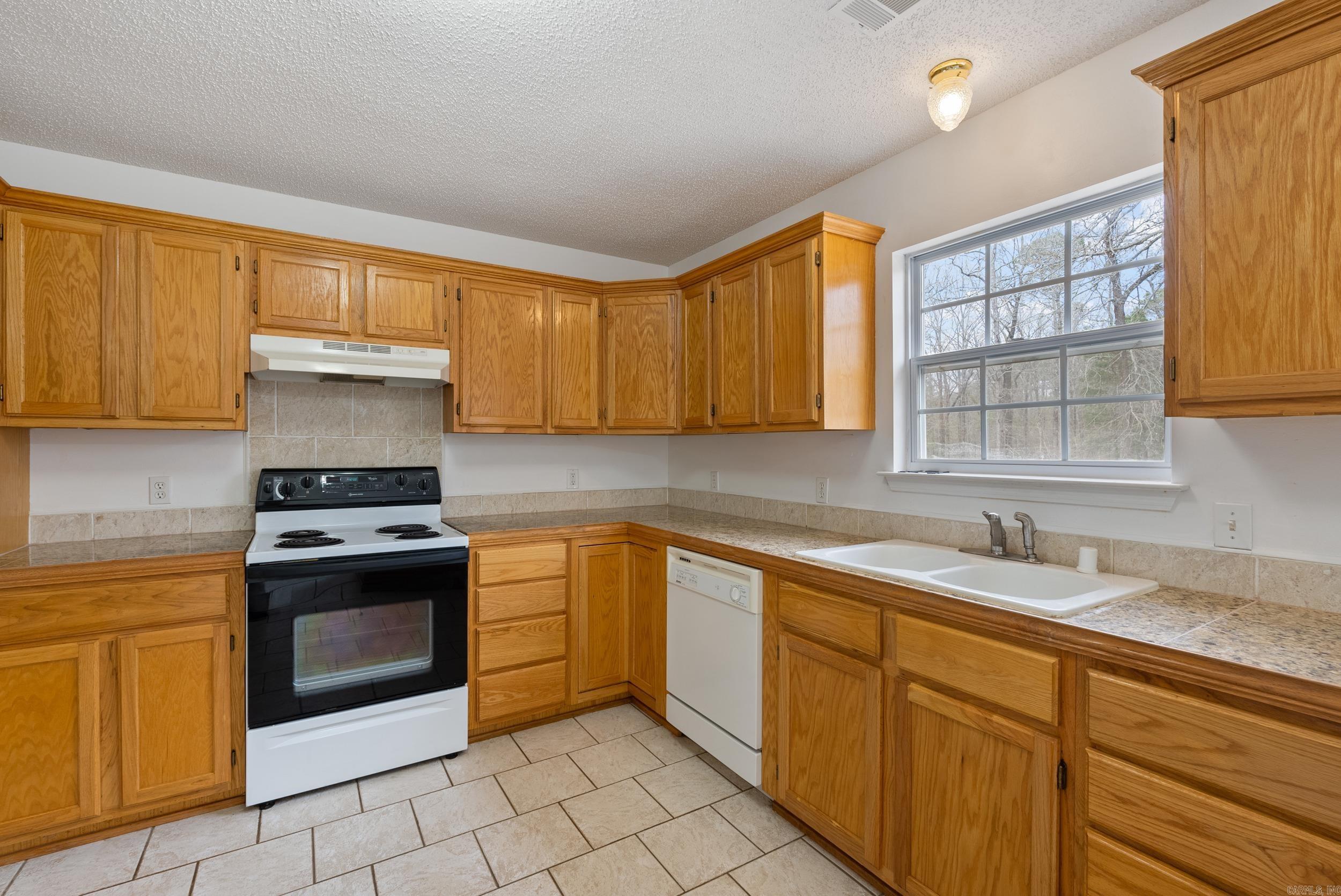 474  Jo Lynn  Bauxite, AR