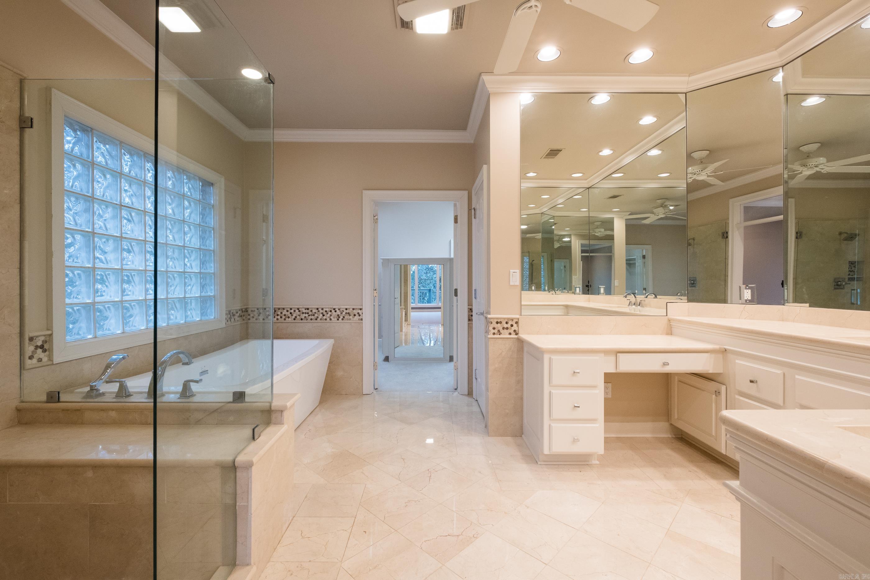 3801  Ridgefield  Little Rock, AR