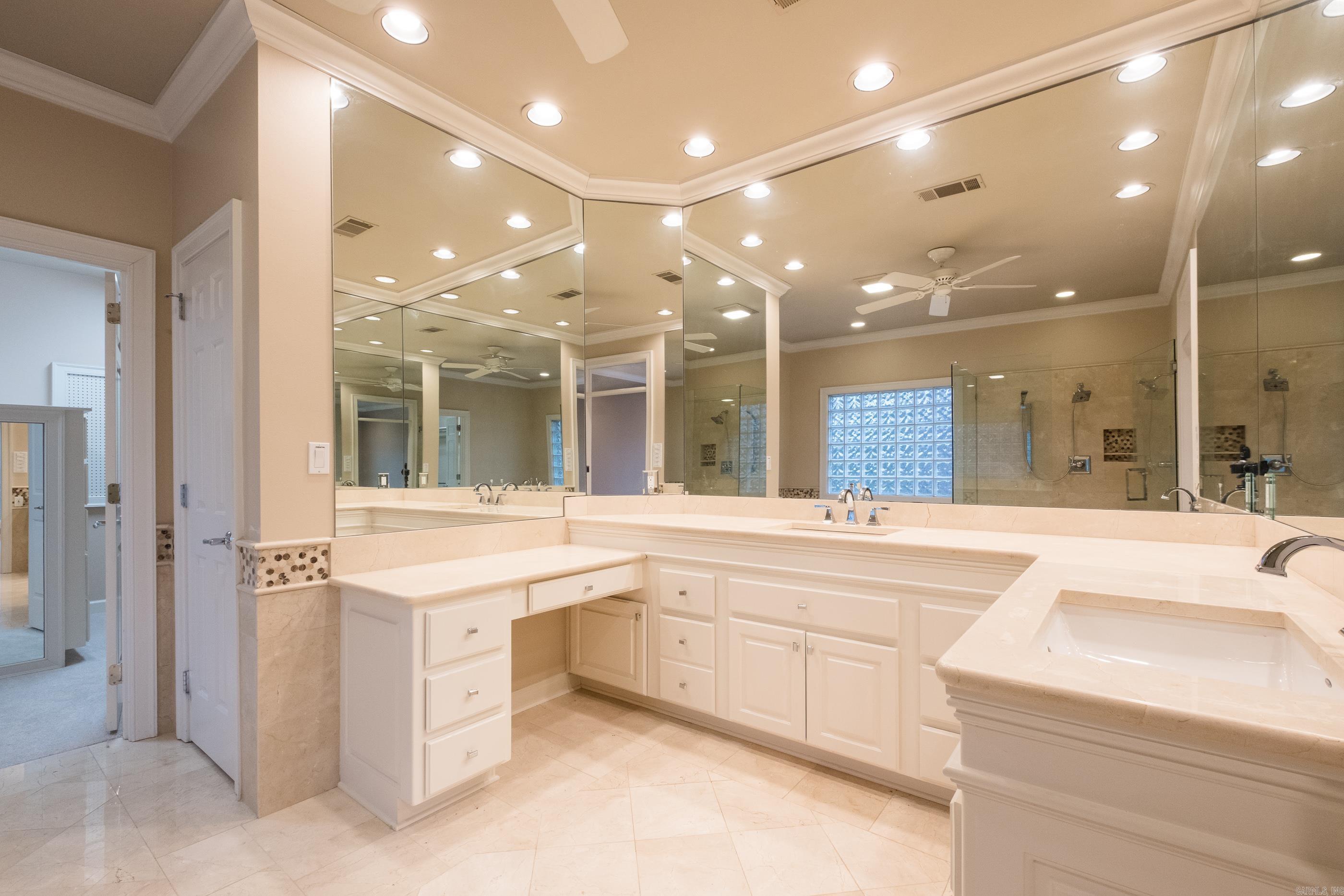 3801  Ridgefield  Little Rock, AR