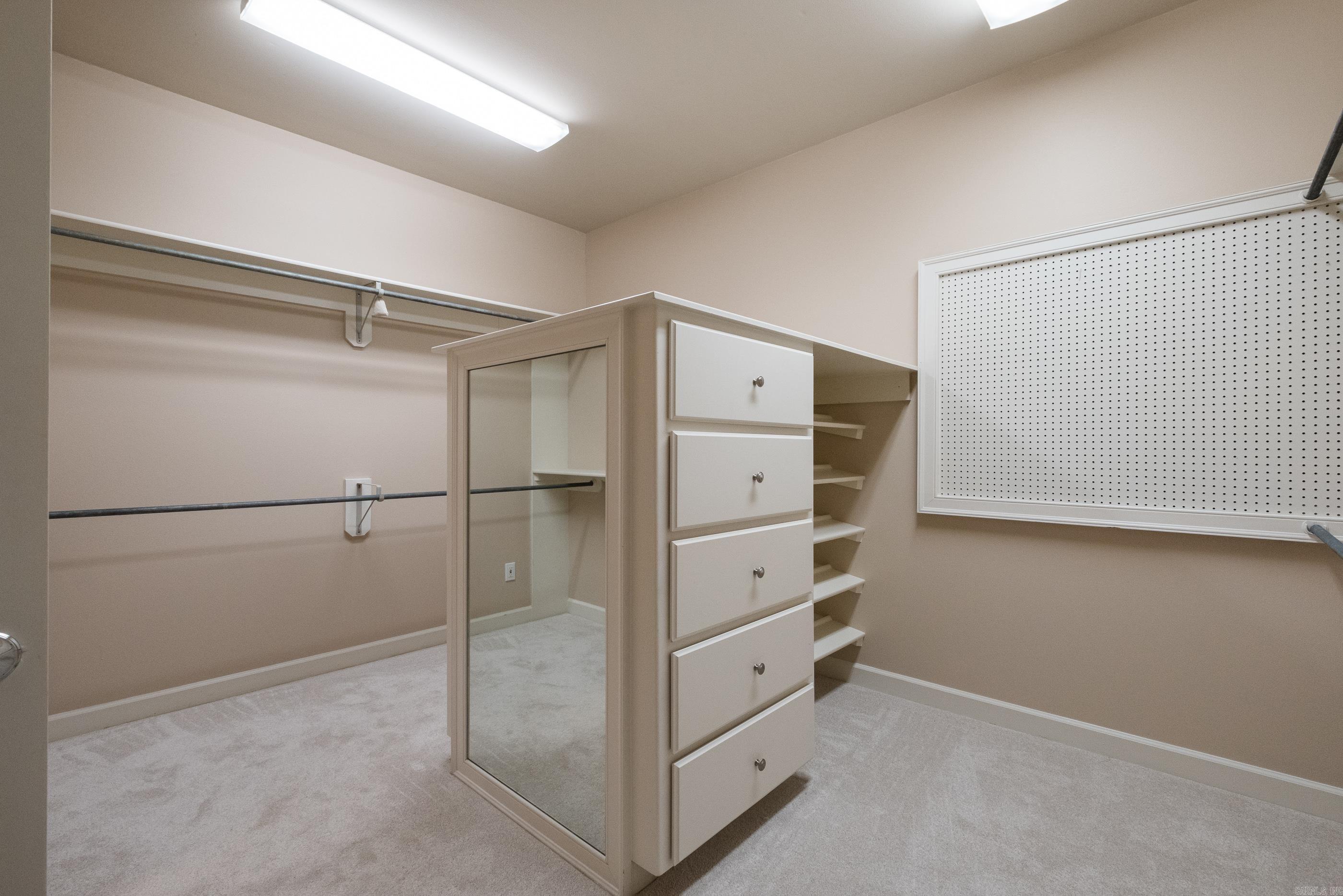 3801  Ridgefield  Little Rock, AR