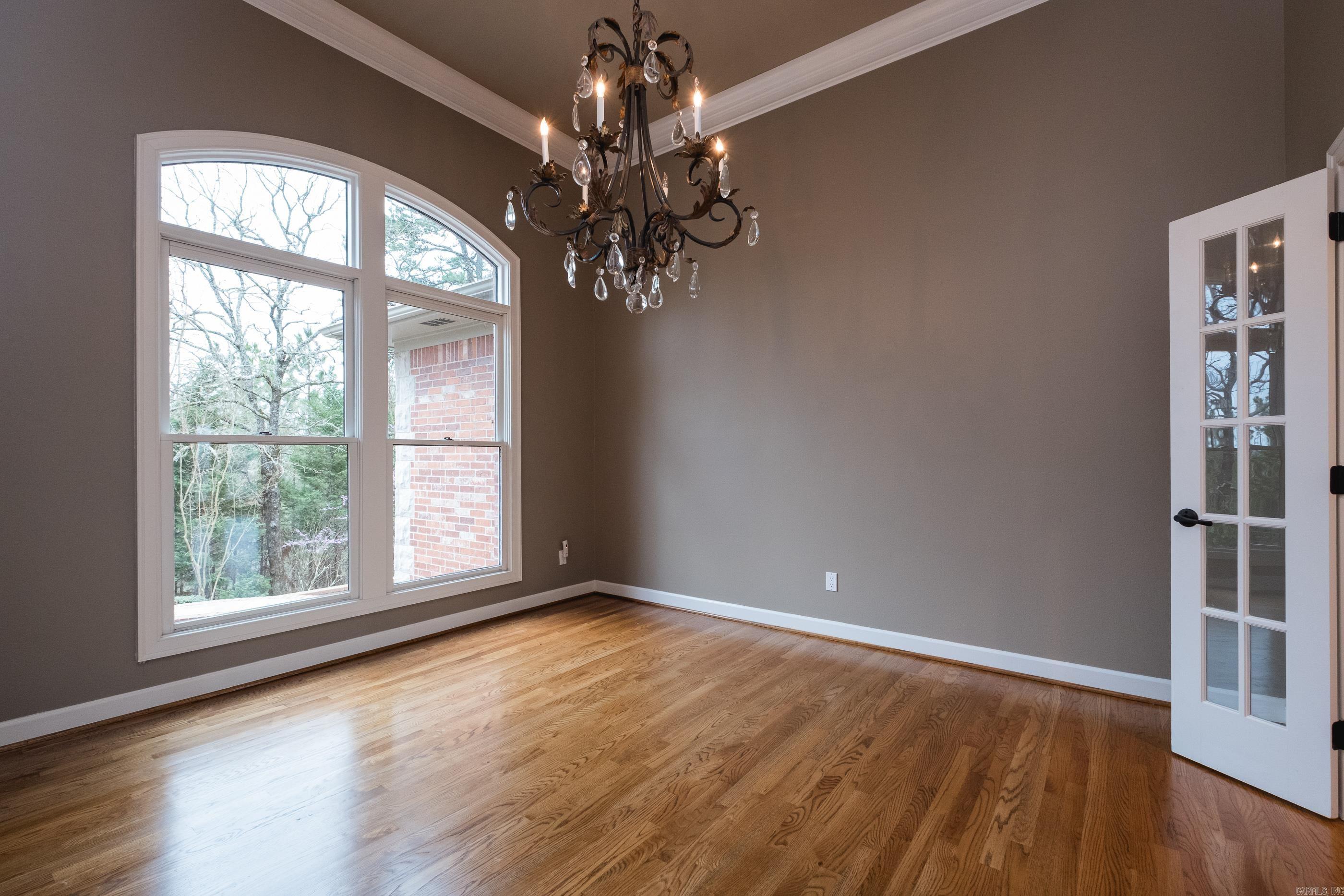 3801  Ridgefield  Little Rock, AR