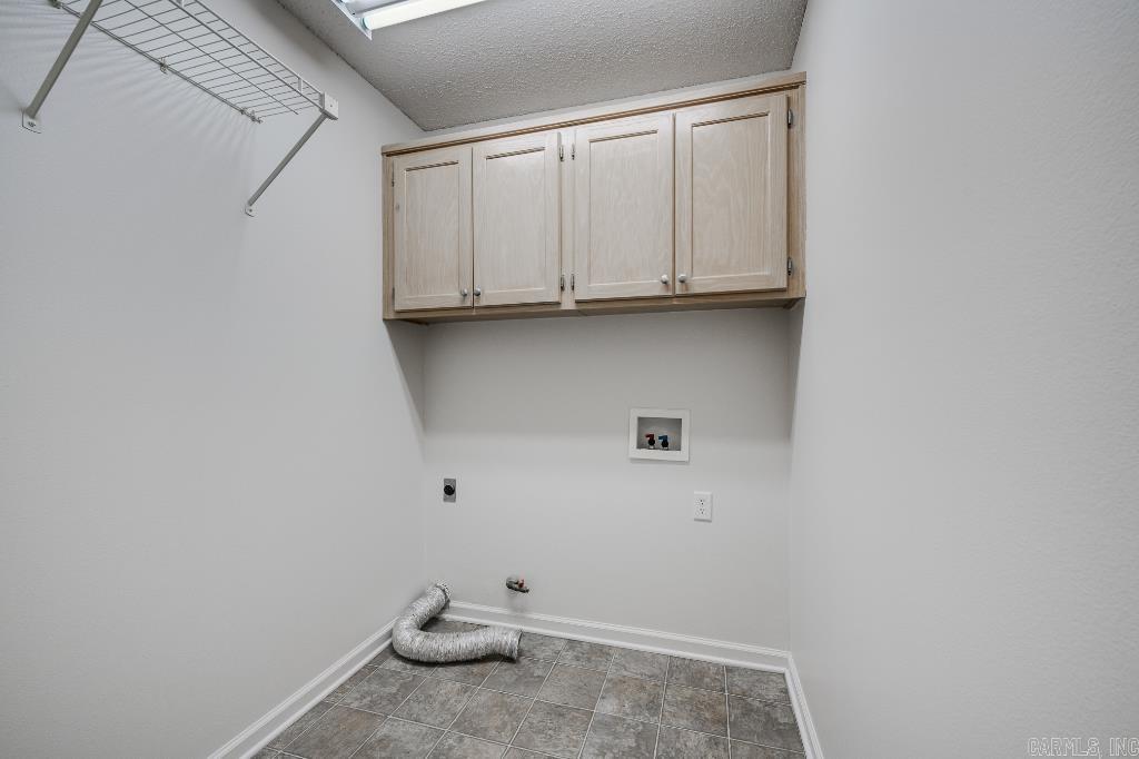 323  Lamplighter  Haskell, AR
