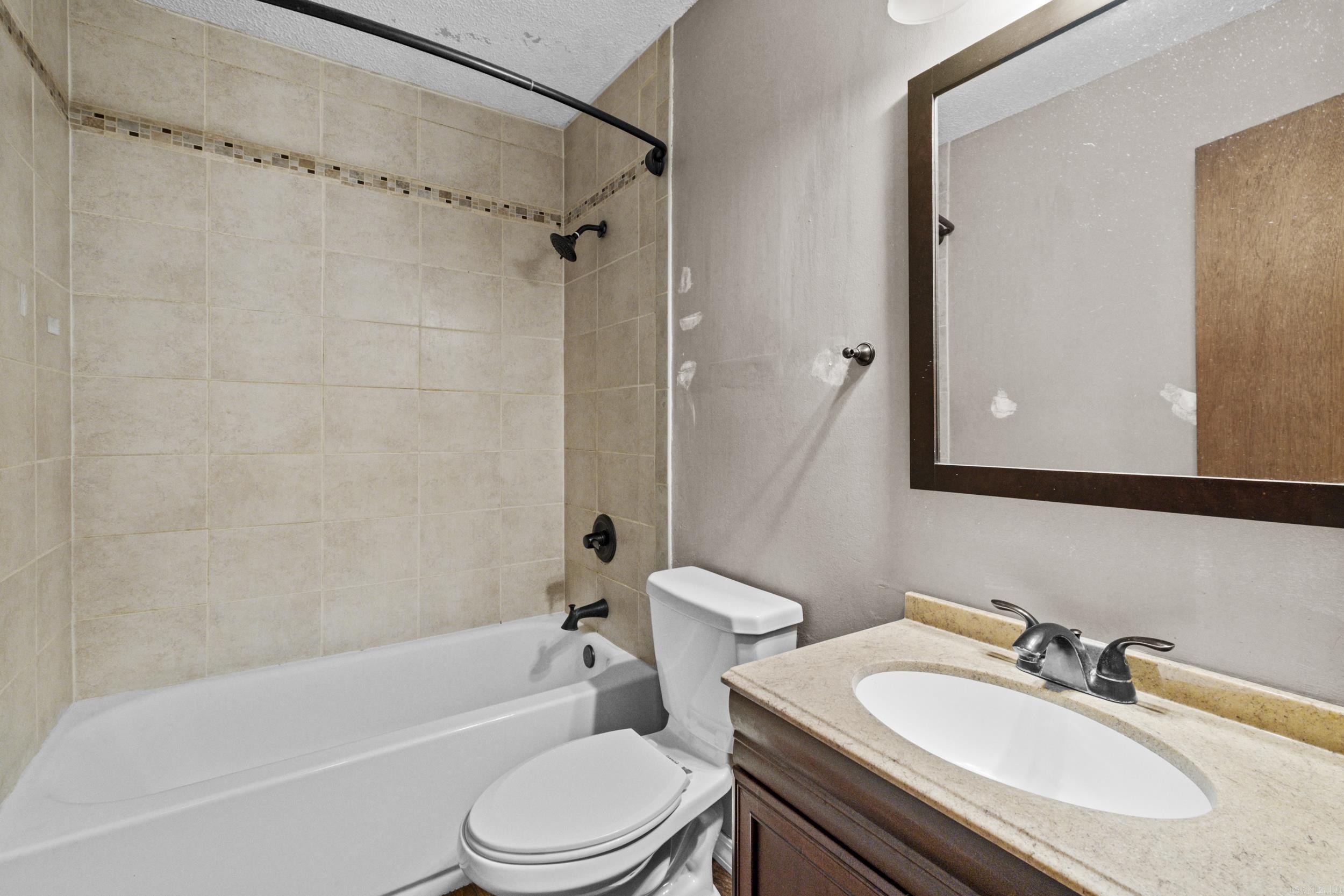 222 N Summit Cabot, AR 72023