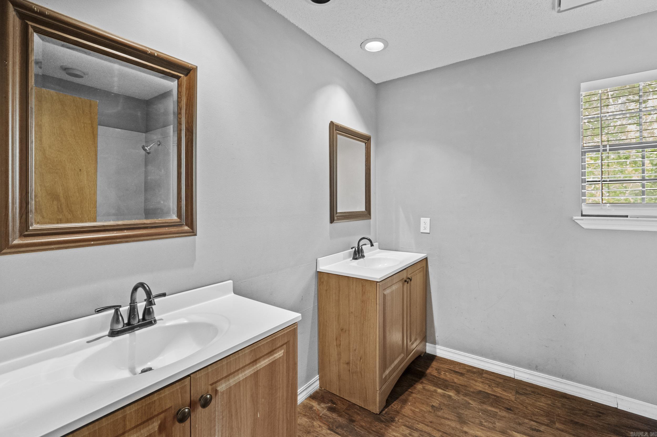 222 N Summit Cabot, AR 72023
