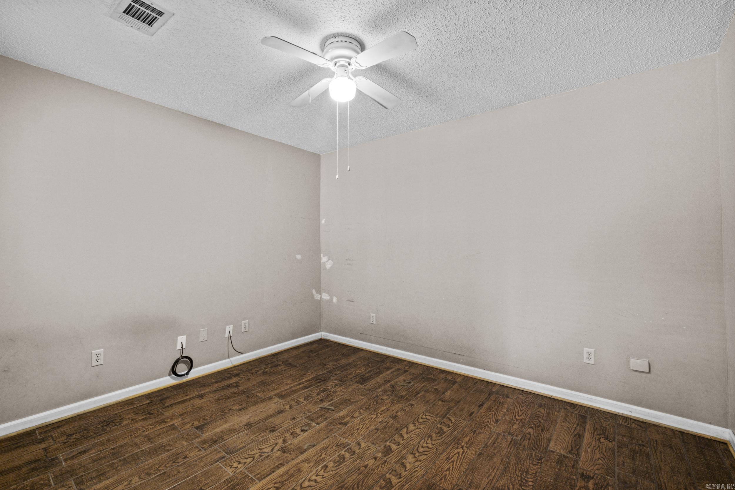222 N Summit Cabot, AR 72023