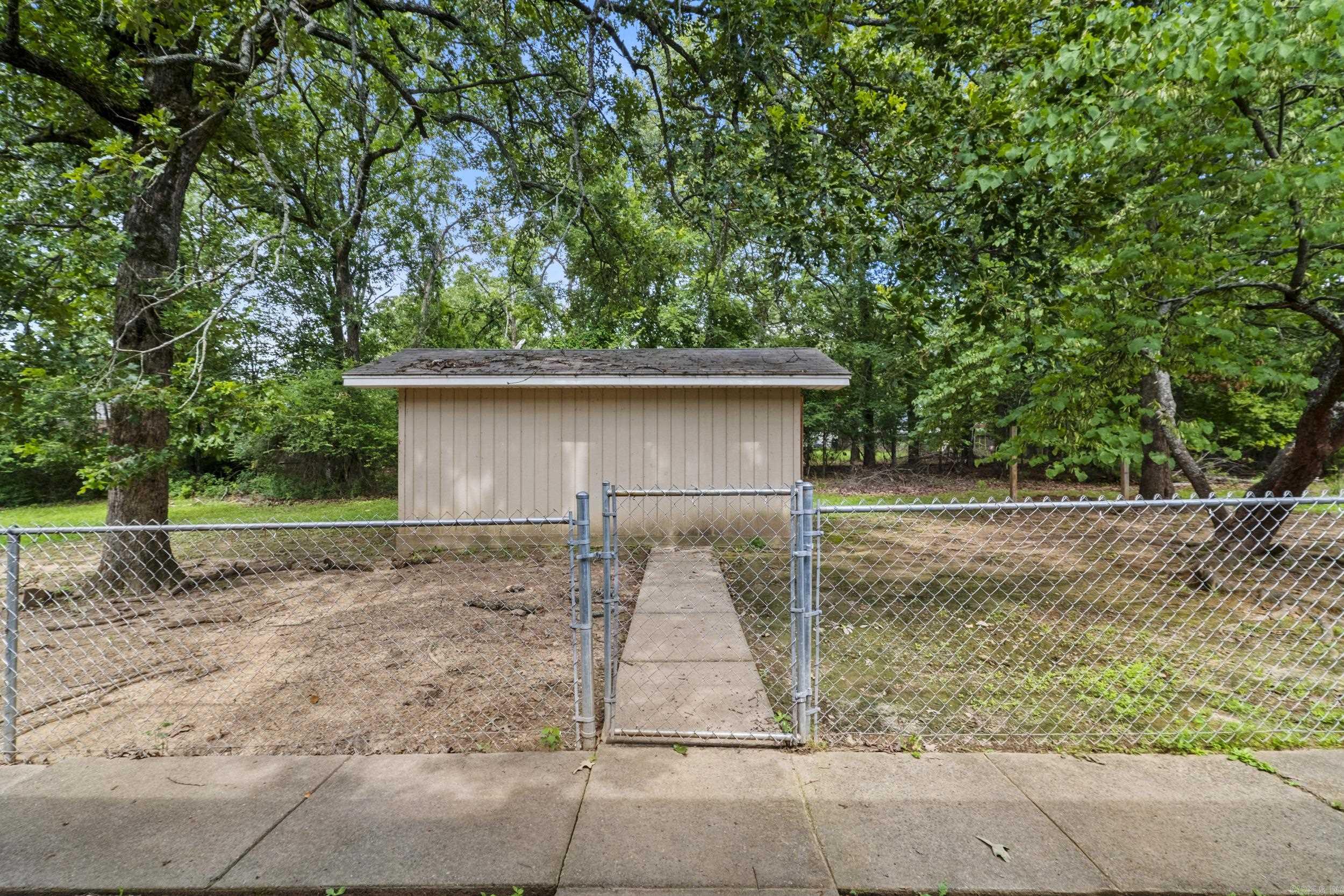 222 N Summit Cabot, AR 72023