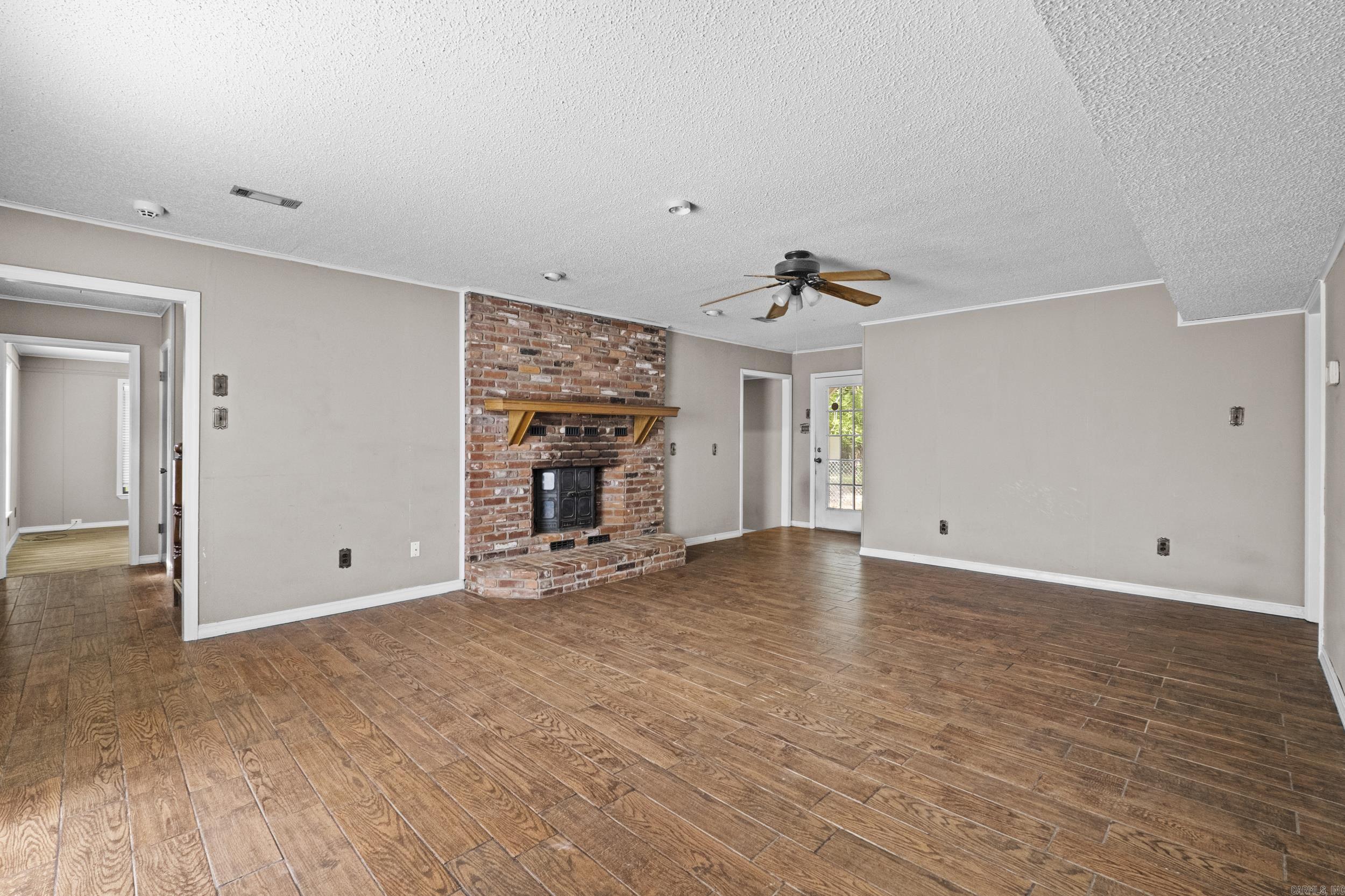 222 N Summit Cabot, AR 72023