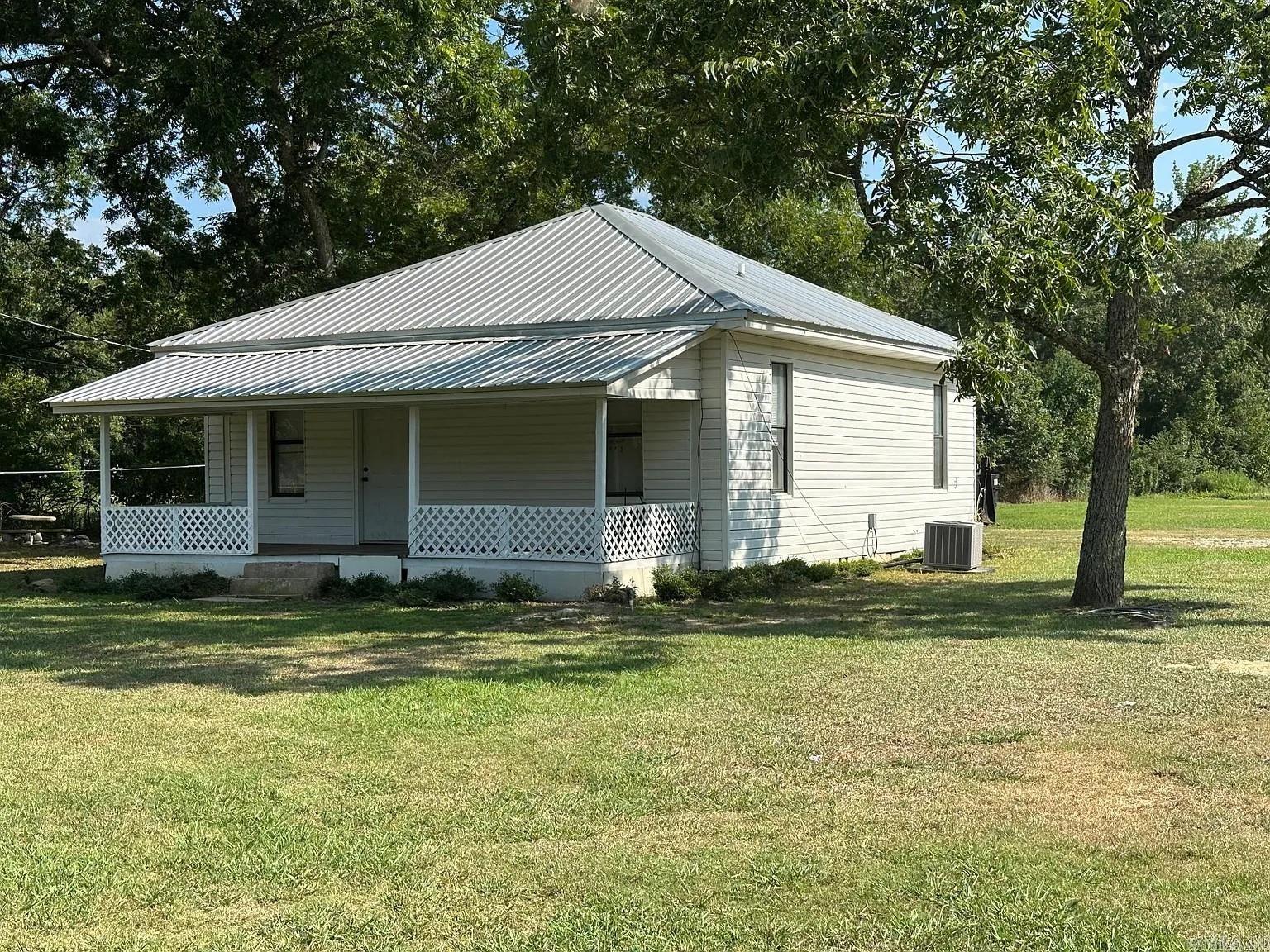 10636  270  White Hall, AR