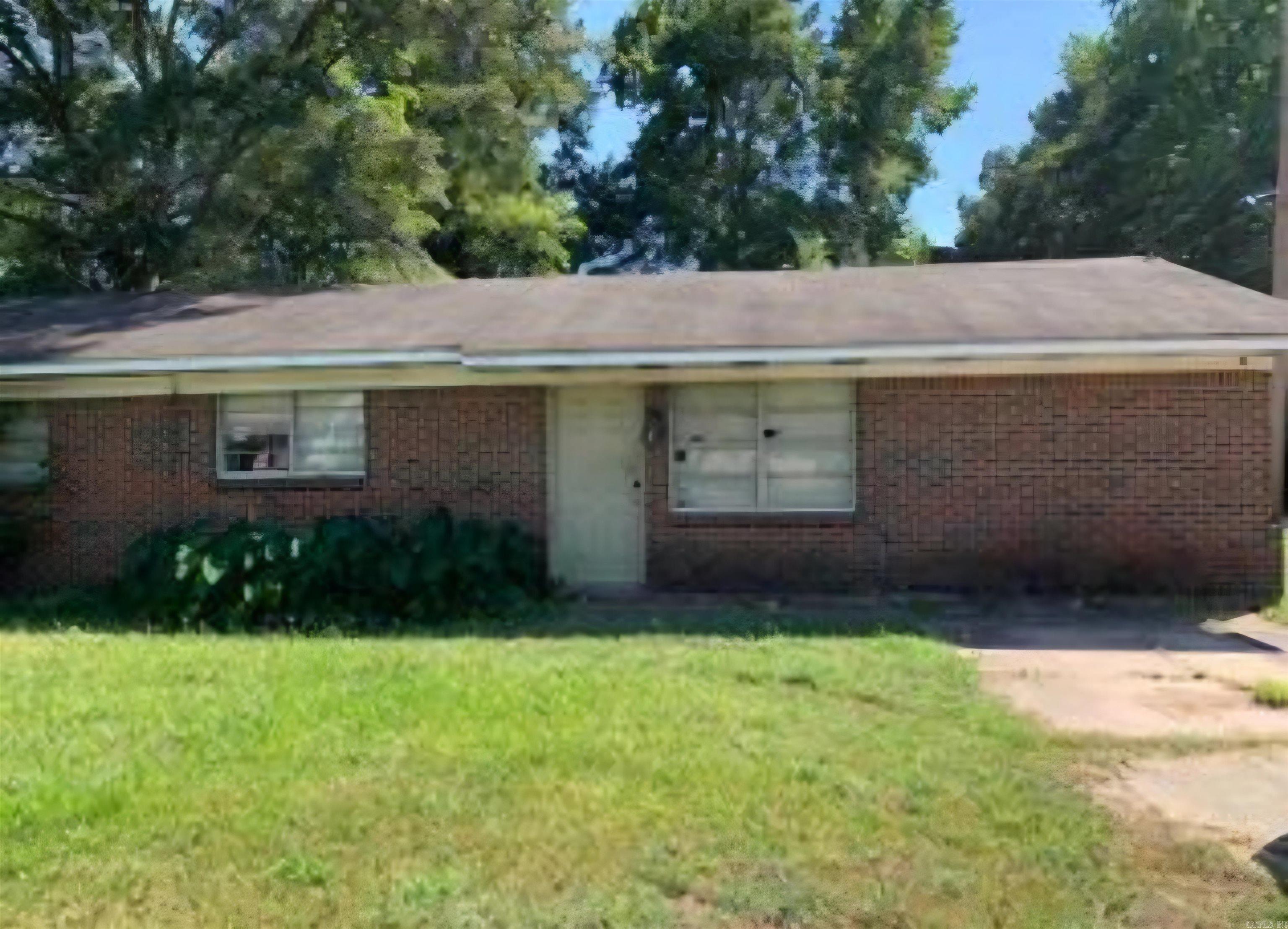 10636  270  White Hall, AR