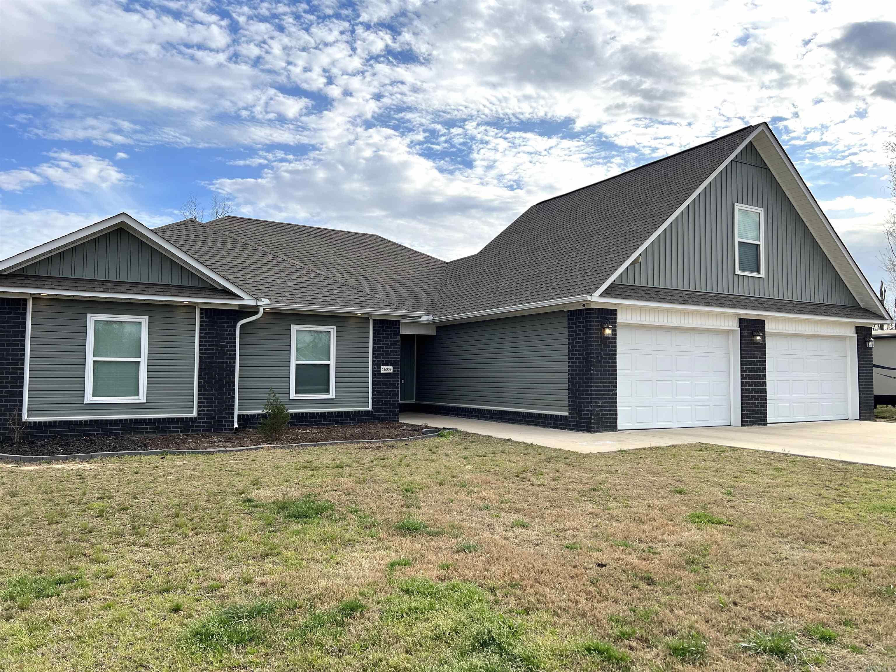 16009 E Miller Sardis  Bauxite, AR
