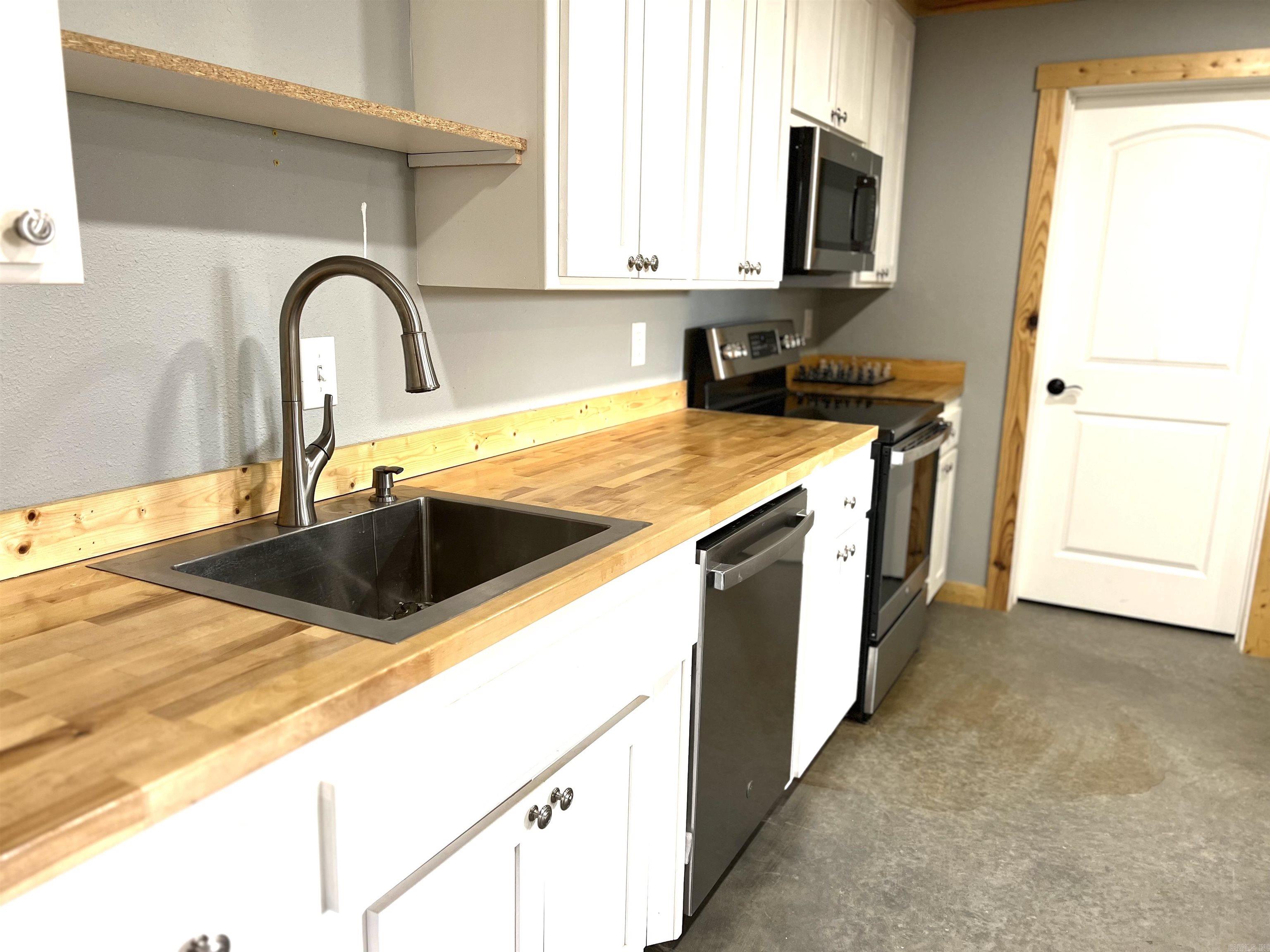 16009 E Miller Sardis  Bauxite, AR