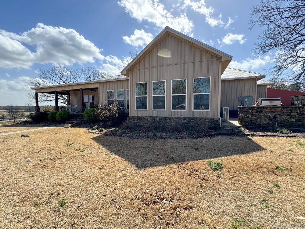 150  Pumpkin Town  Pangburn, AR