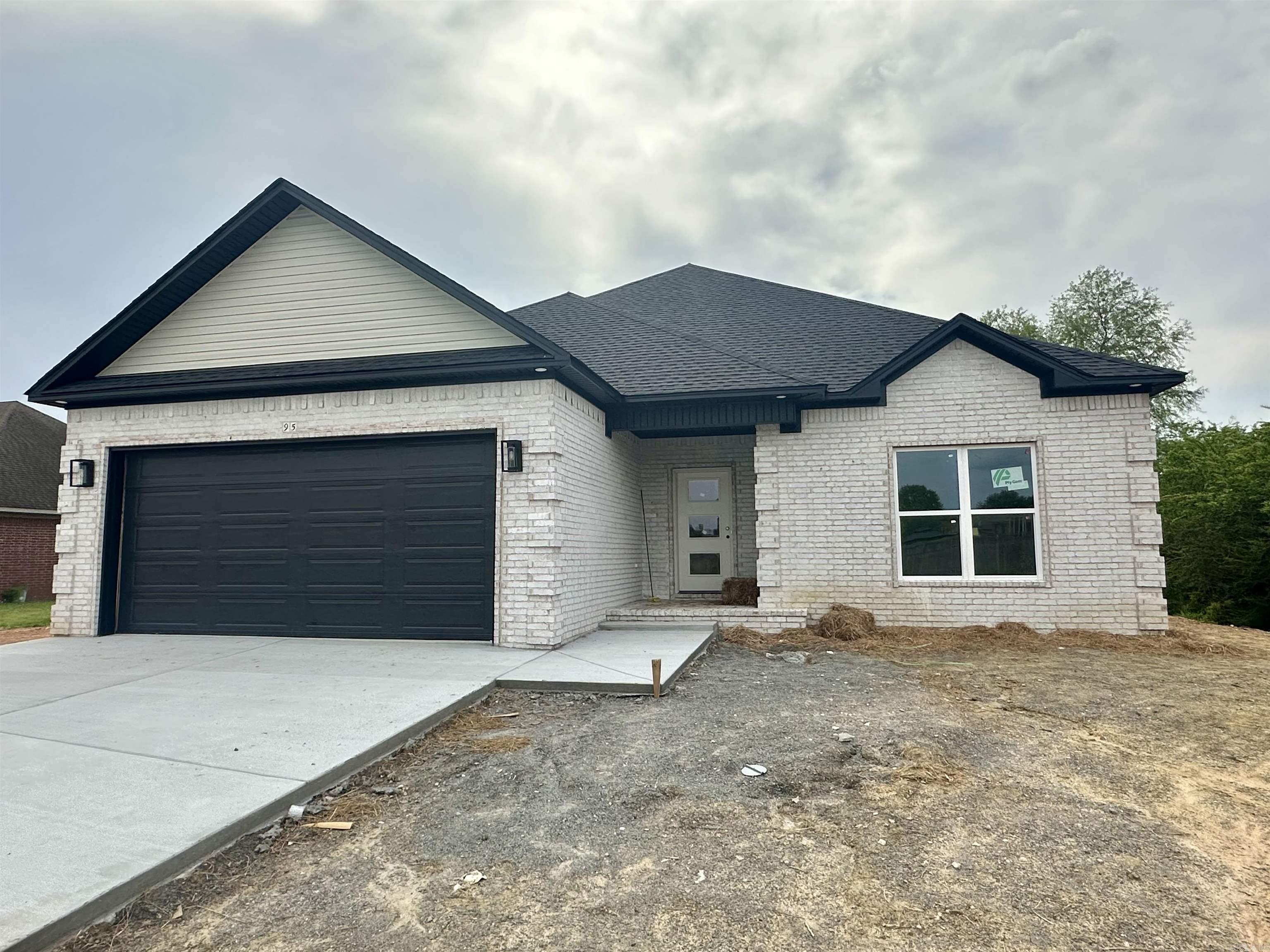 95 Dove Lane Vilonia, AR 72173