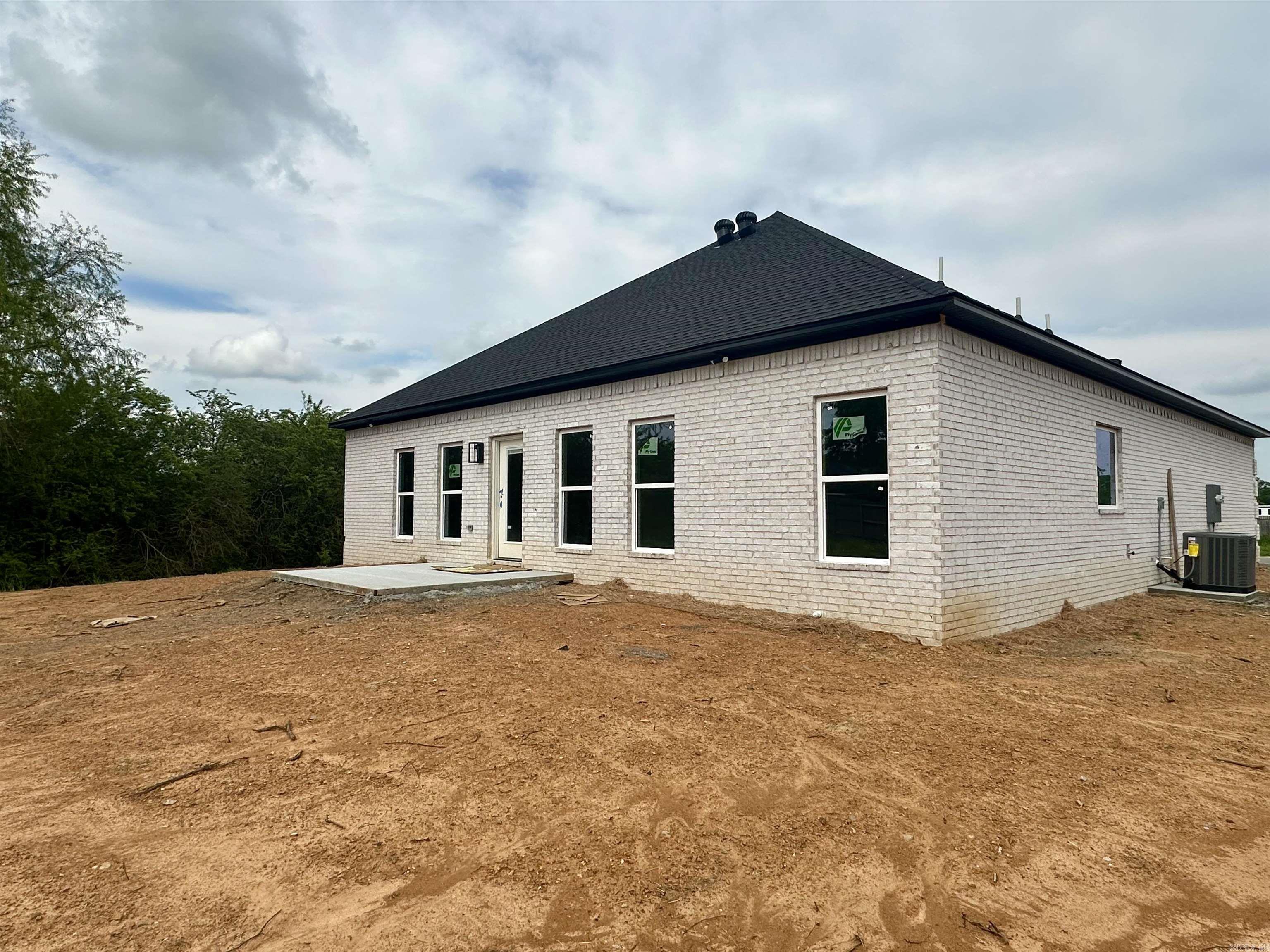95 Dove Lane Vilonia, AR 72173
