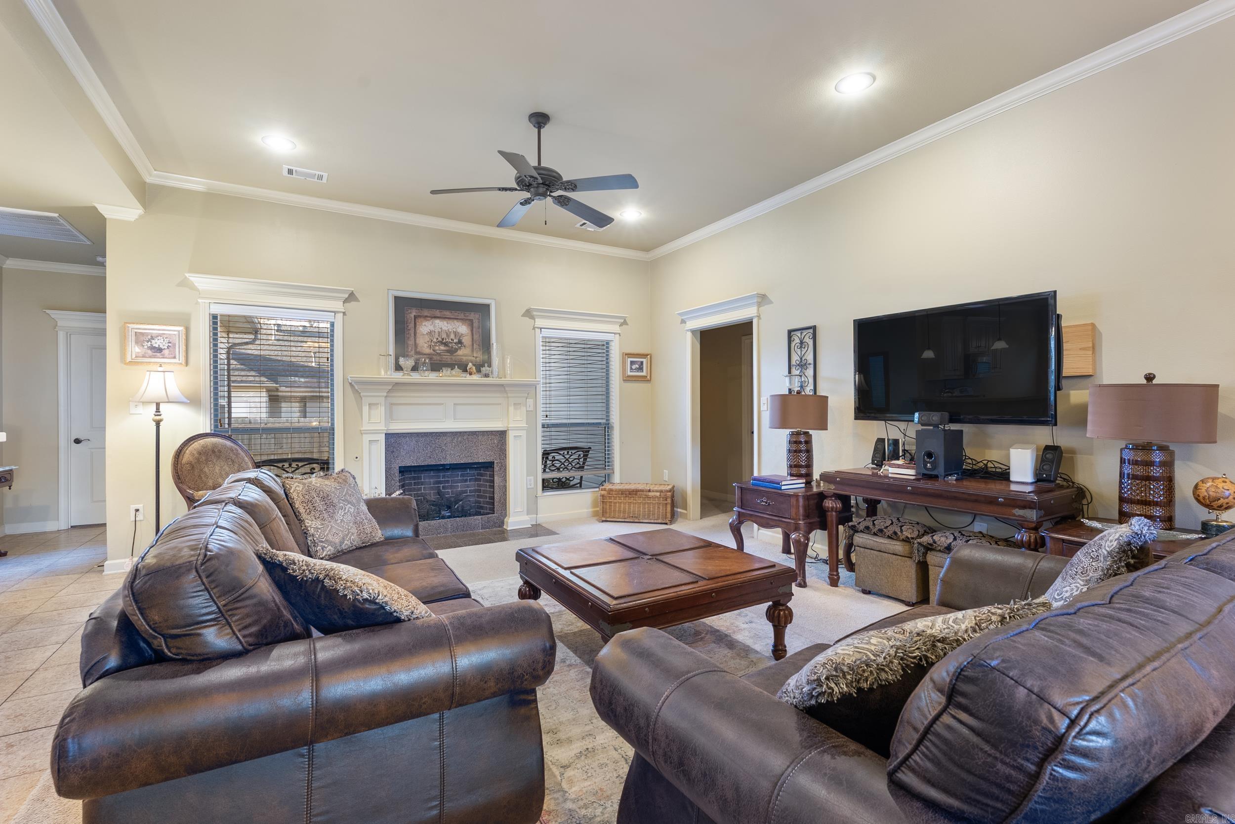 25  Chateaus  Little Rock, AR