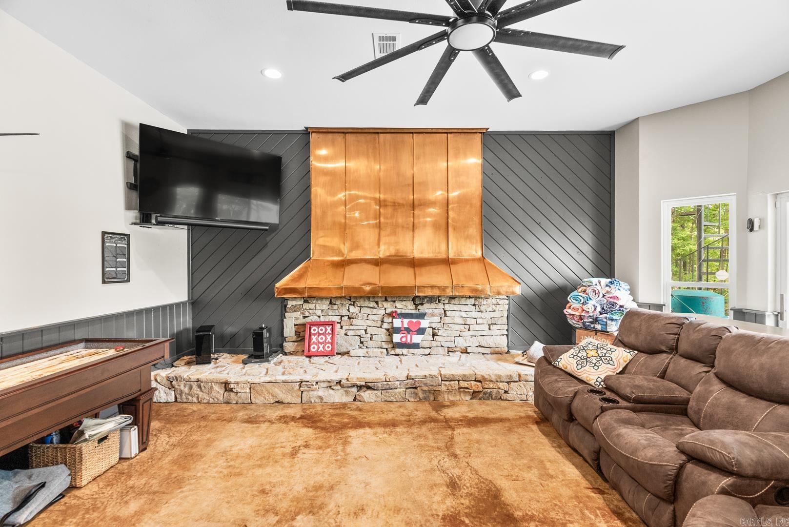 1101  Lakefront Road  Quitman, AR
