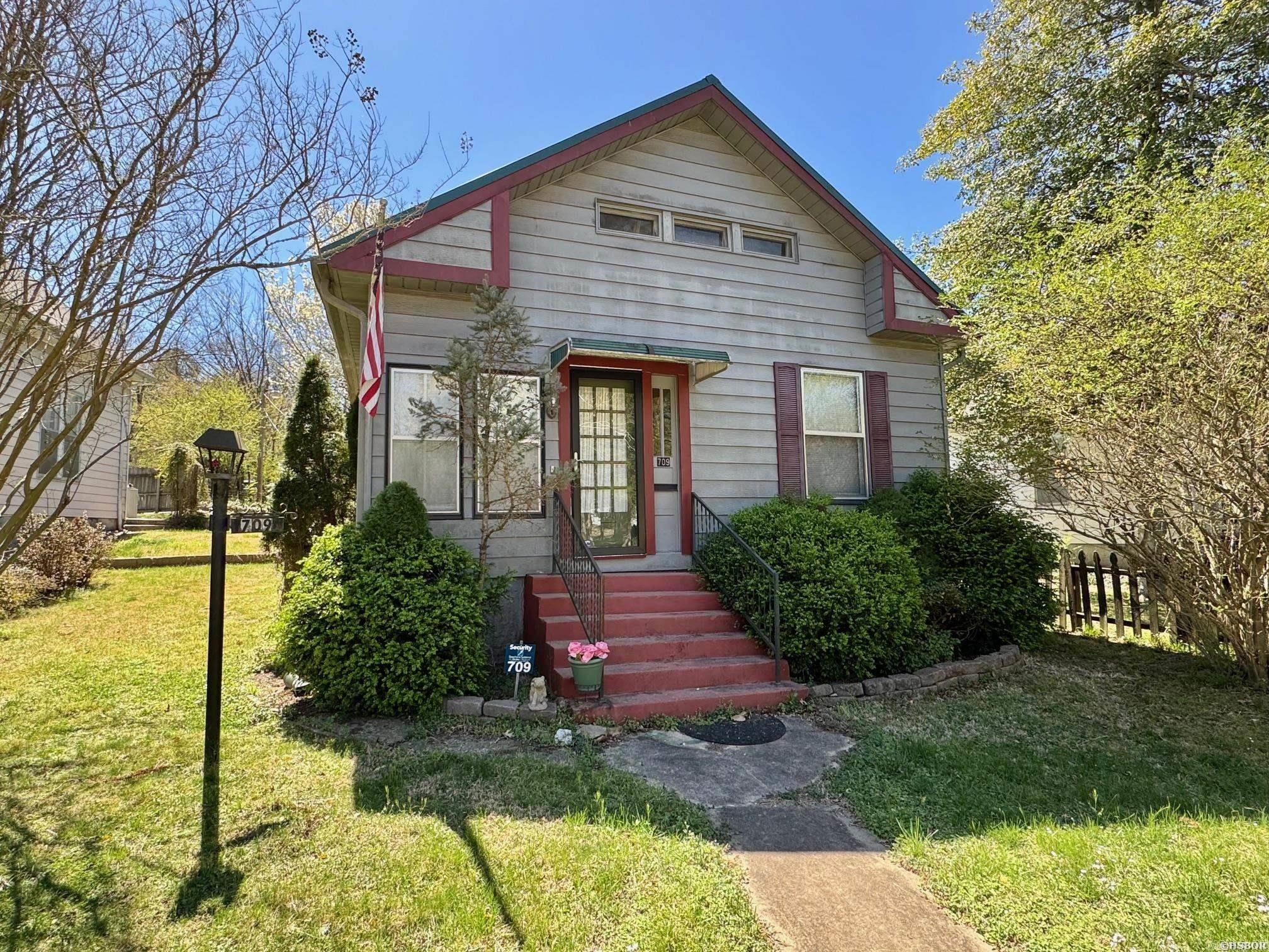 709  Whittington  Hot Springs, AR