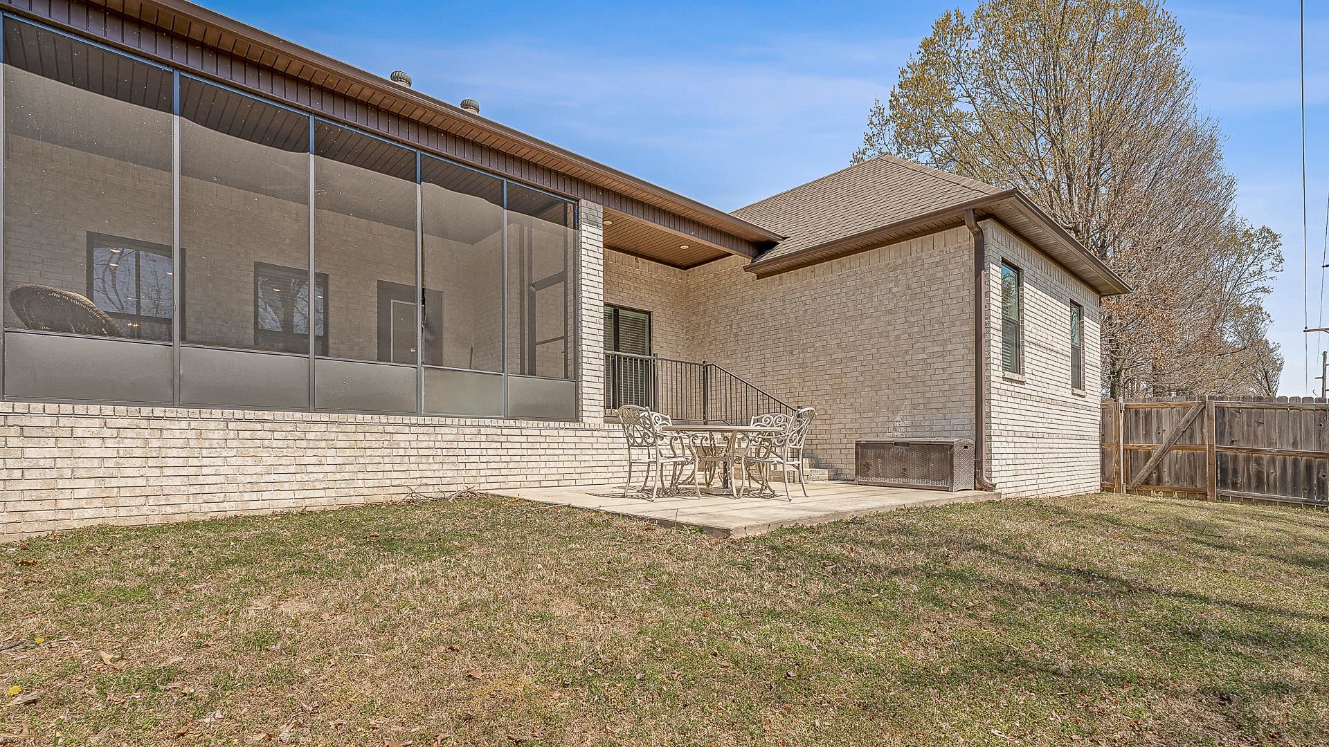 2  Candlewood Cove  Paragould, AR