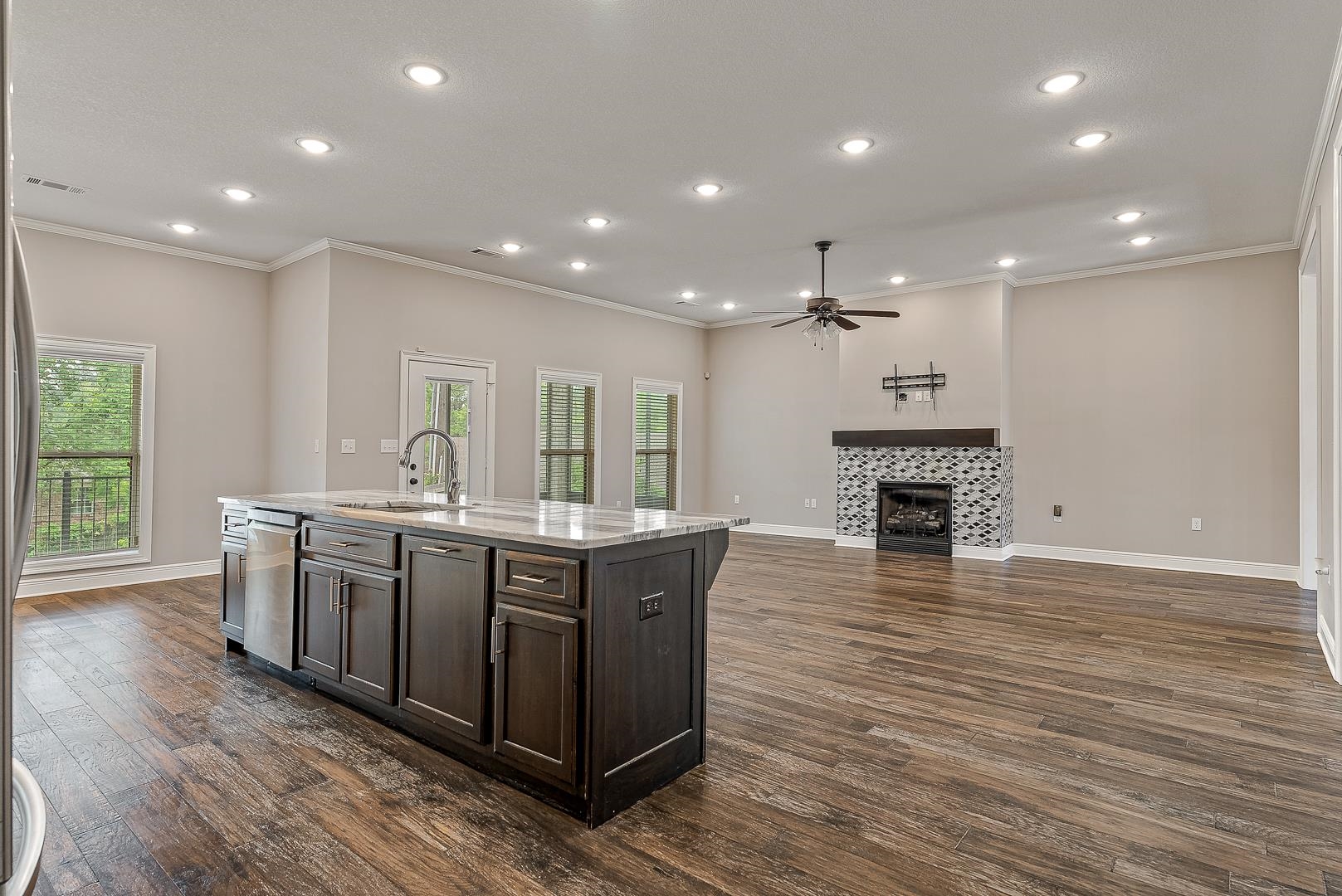 2  Candlewood Cove  Paragould, AR