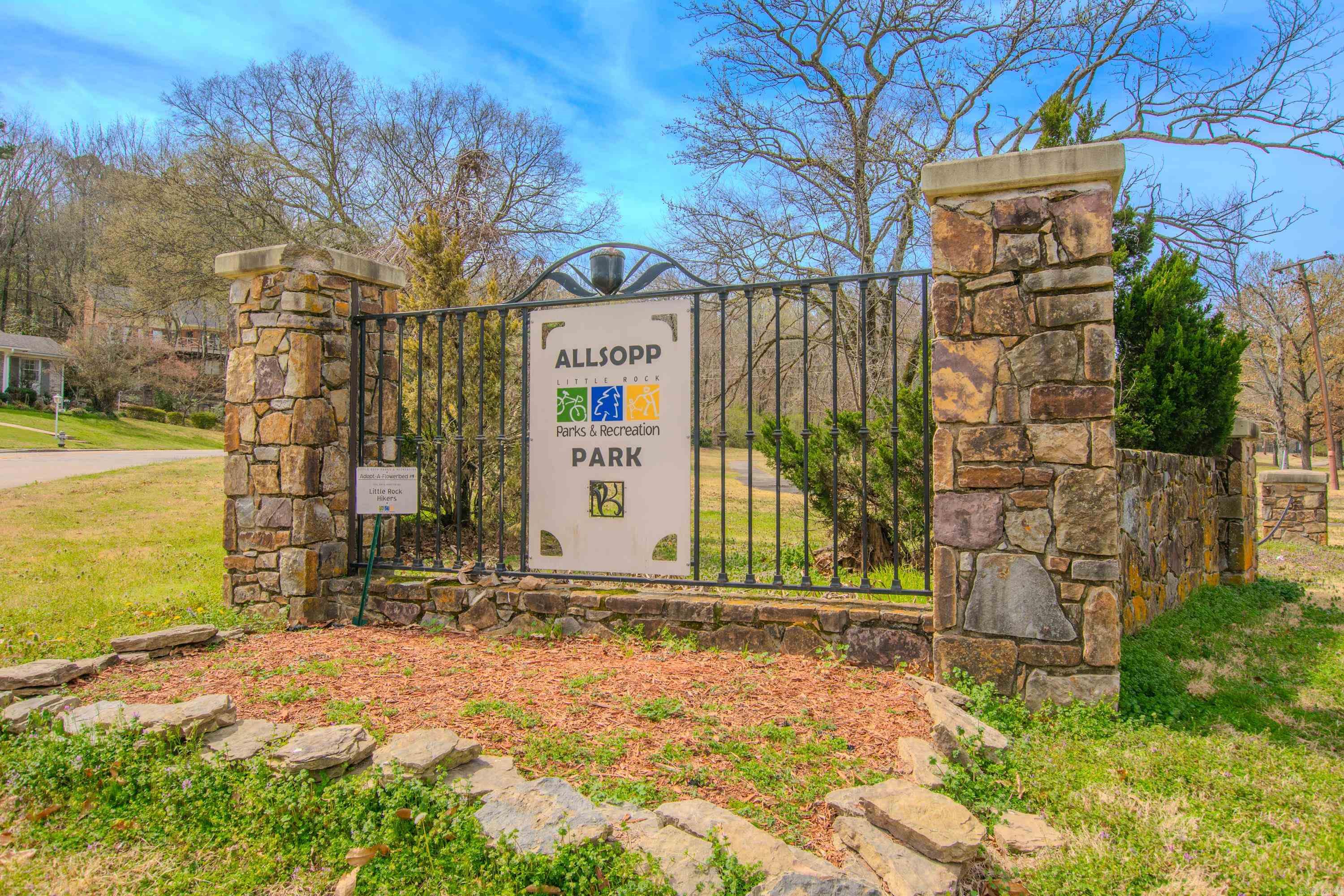 3901  Cedar Hill, #22  Little Rock, AR