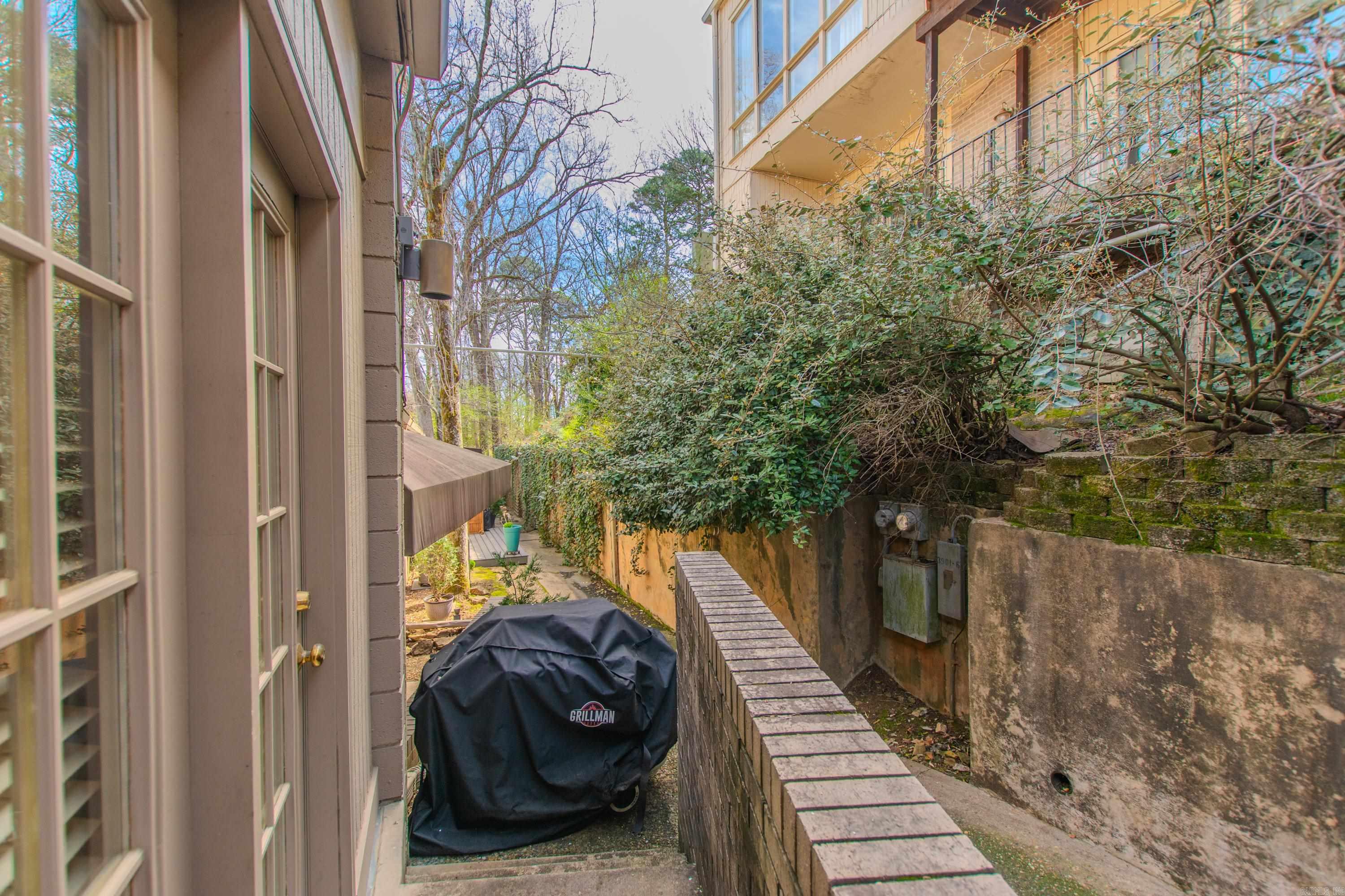3901  Cedar Hill, #22  Little Rock, AR
