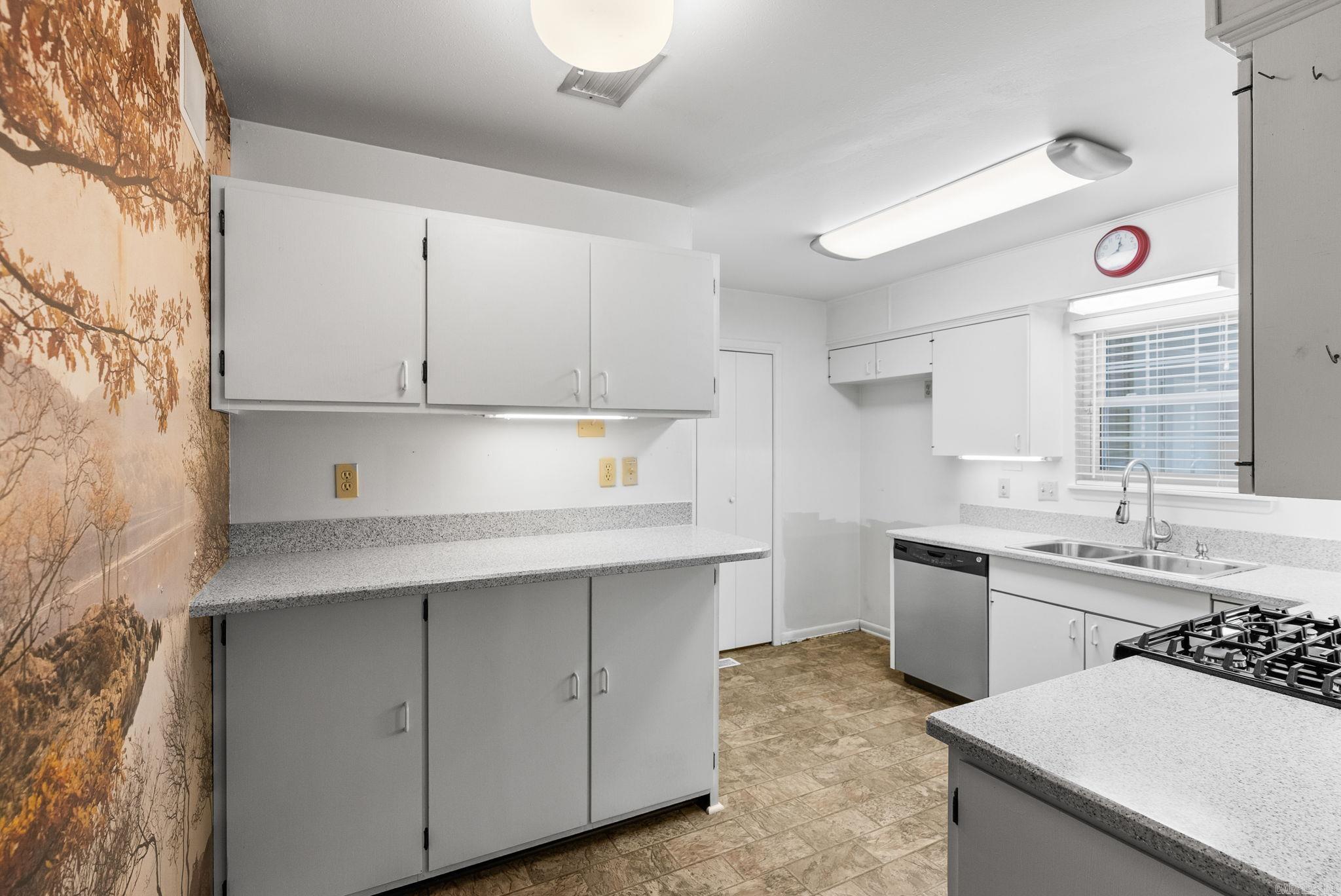 10224  Ronald  Little Rock, AR
