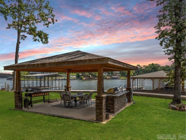 110  Silverwood  Hot Springs, AR