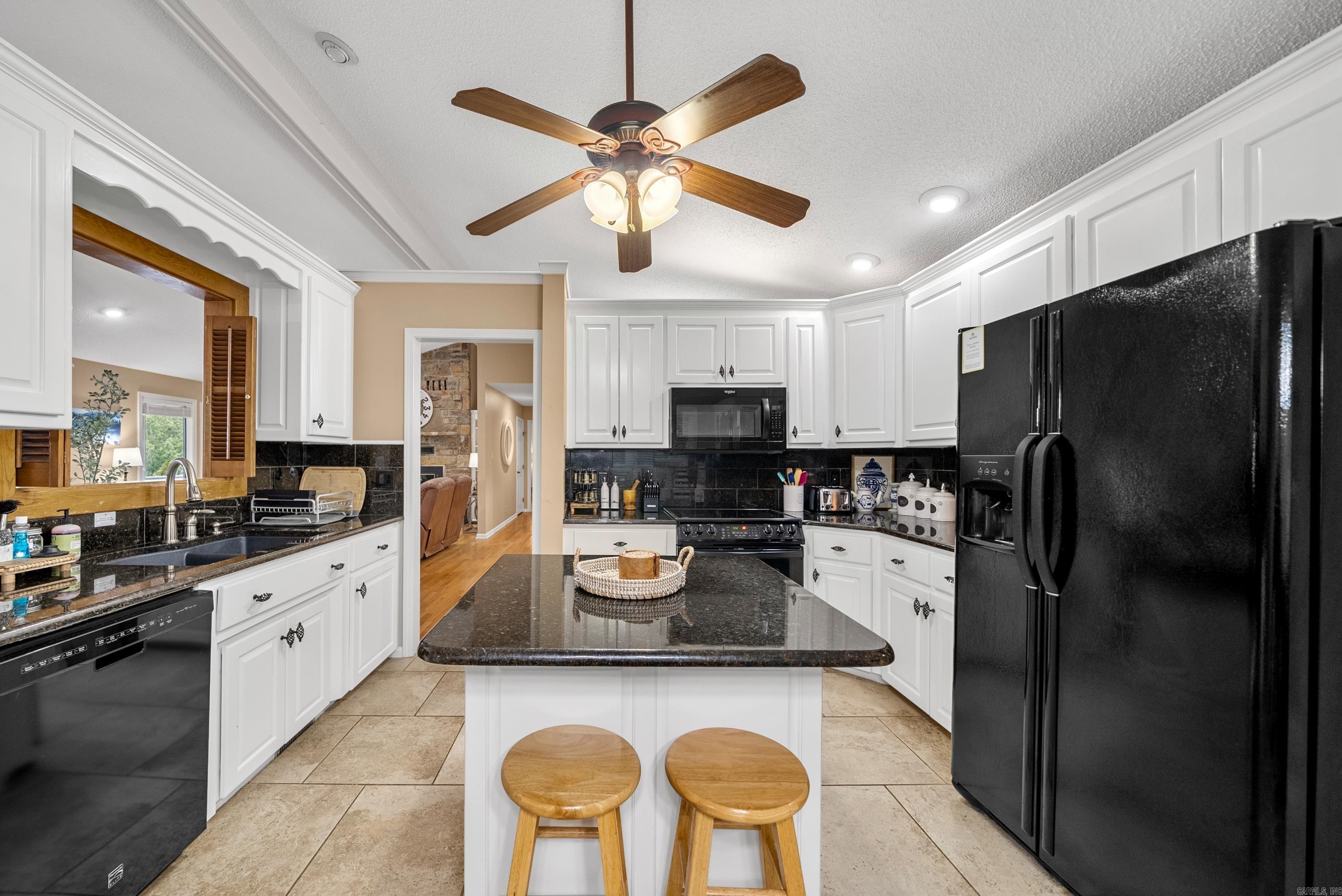 110  Silverwood  Hot Springs, AR