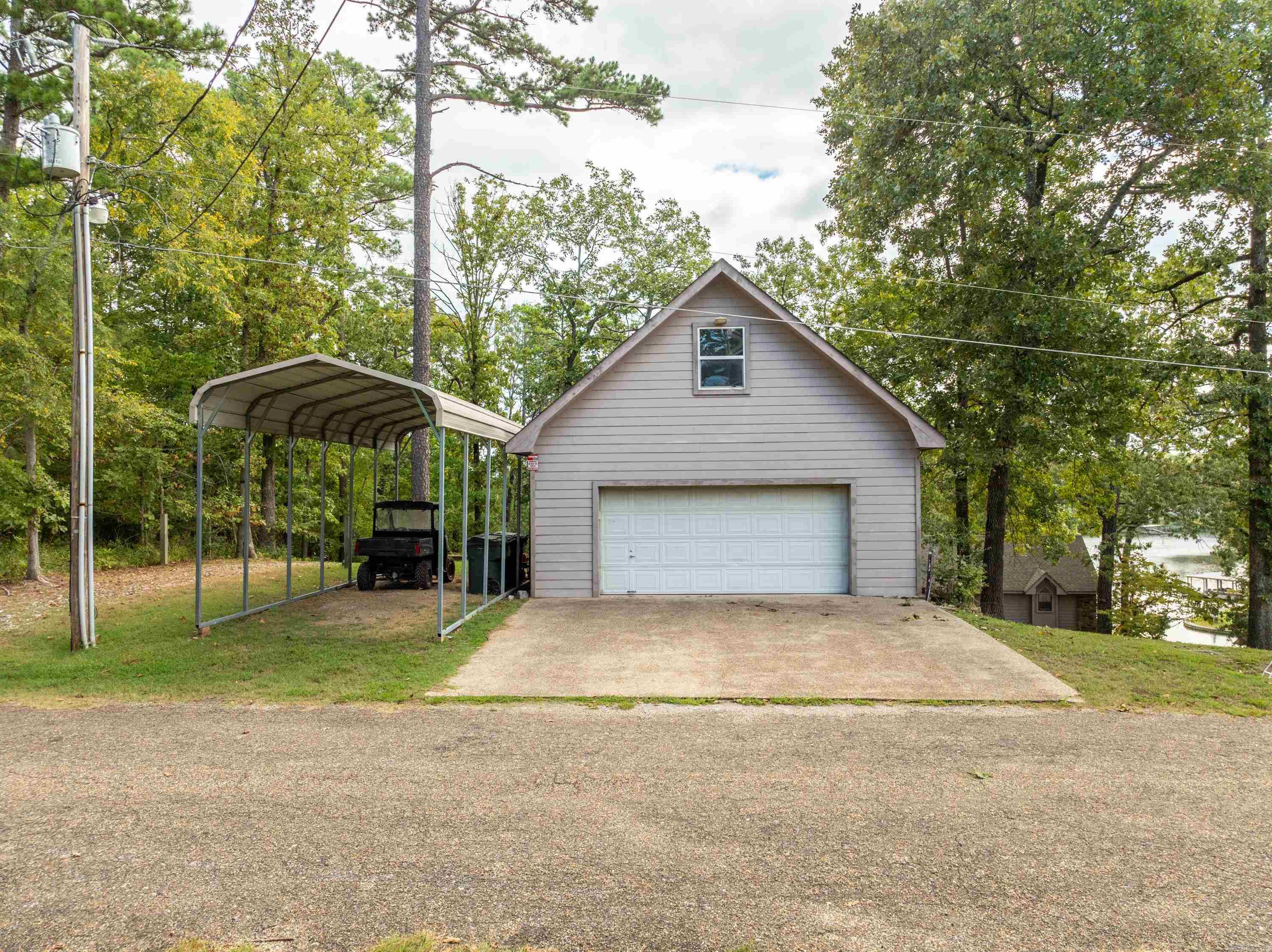 110  Silverwood  Hot Springs, AR