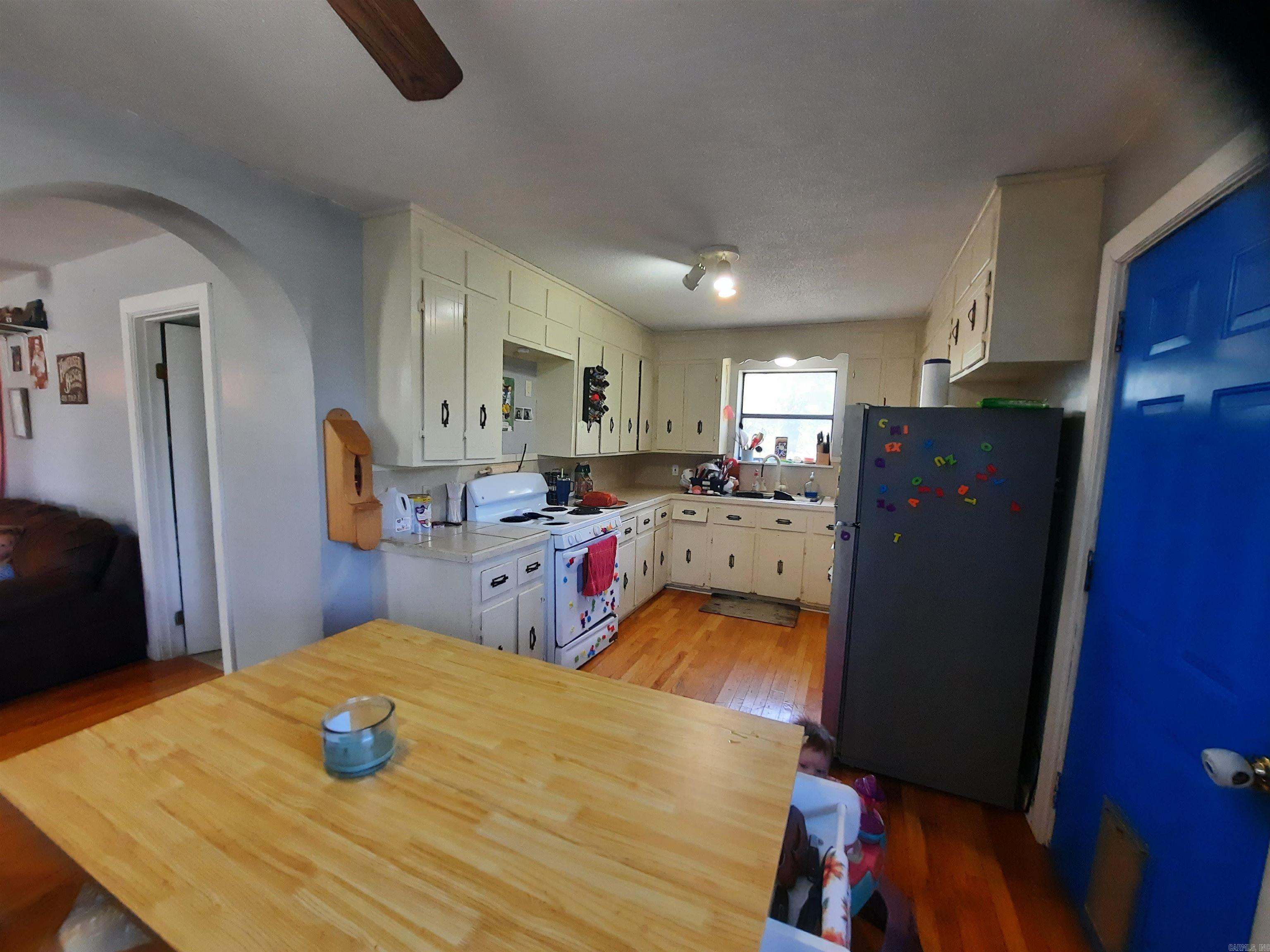 13979 W 66  Mountain View, AR